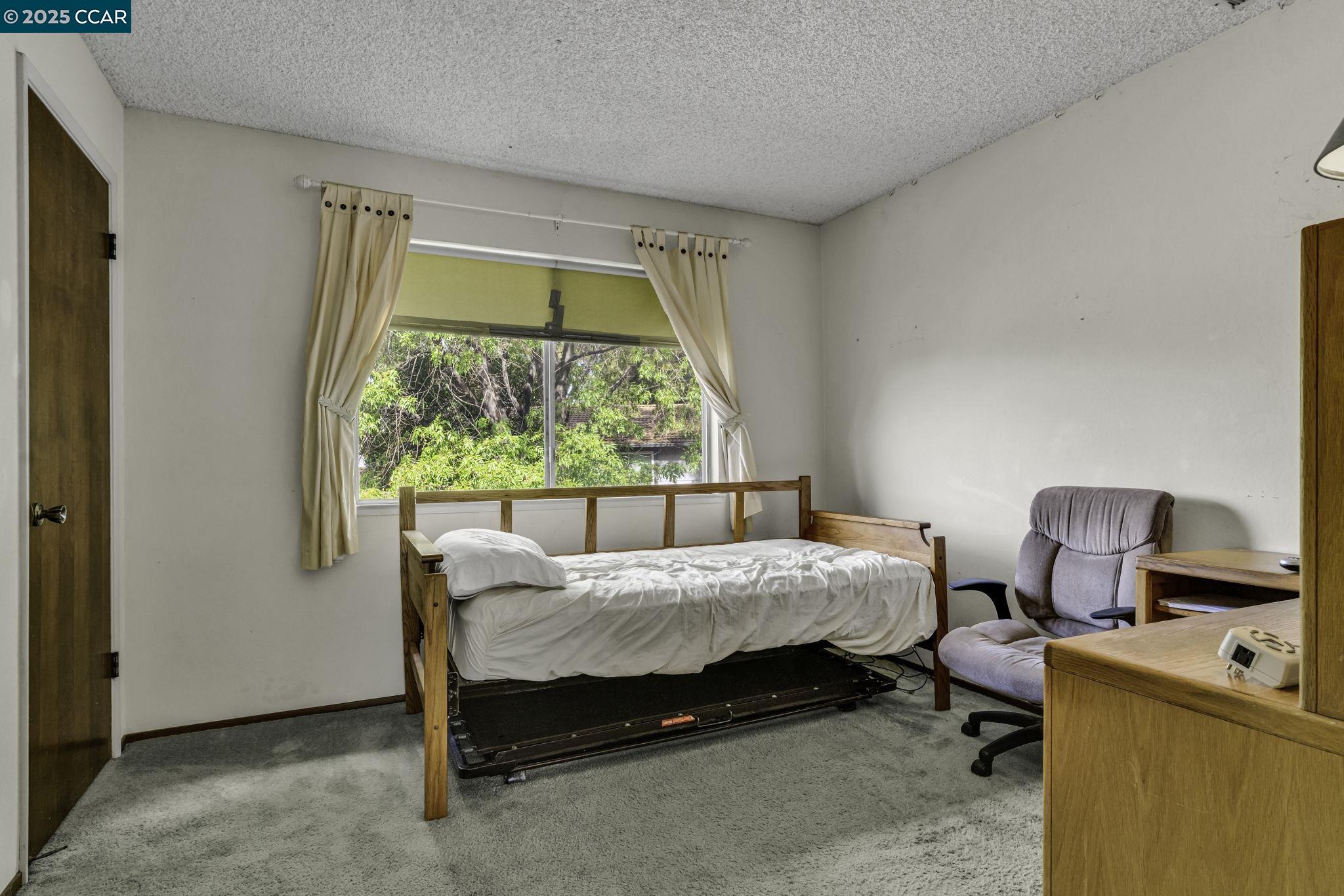 1239 Krona Ln