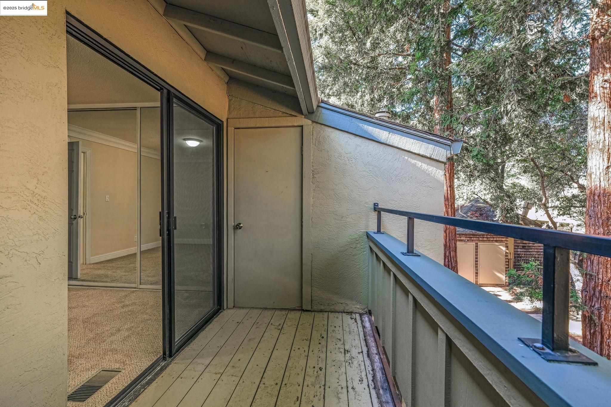 2141 Northwood Cir # B