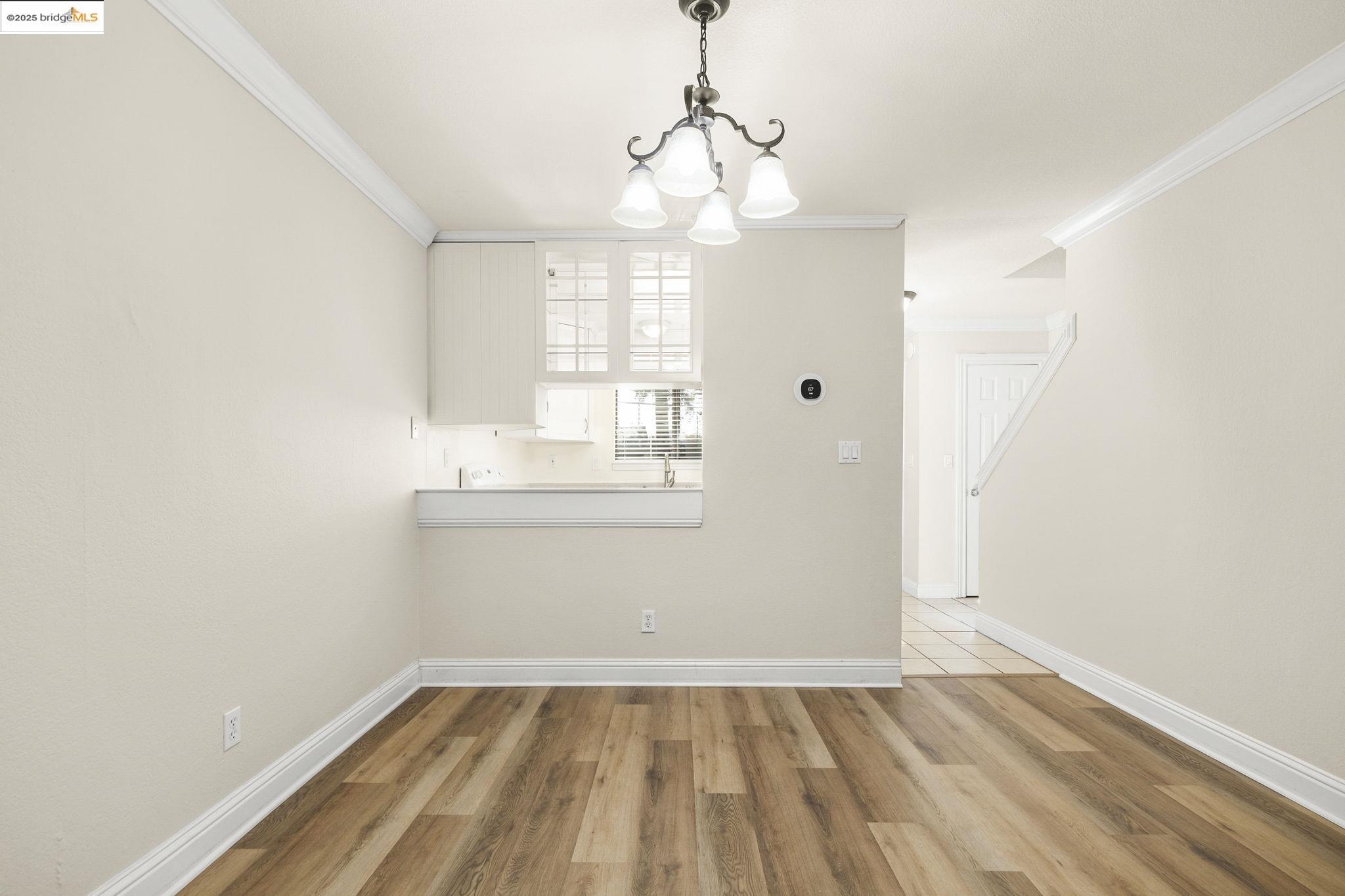 2141 Northwood Cir # B