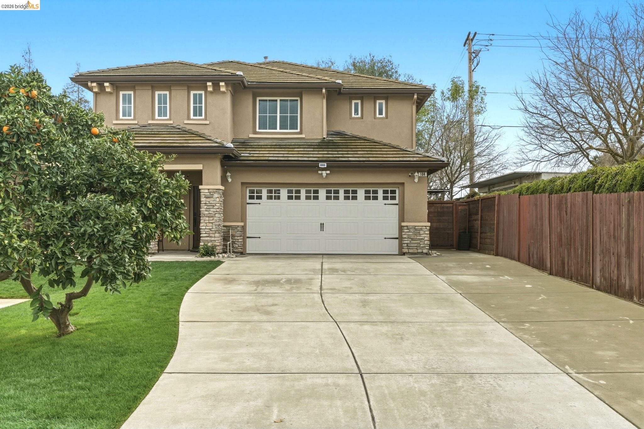 104 Genoa Way