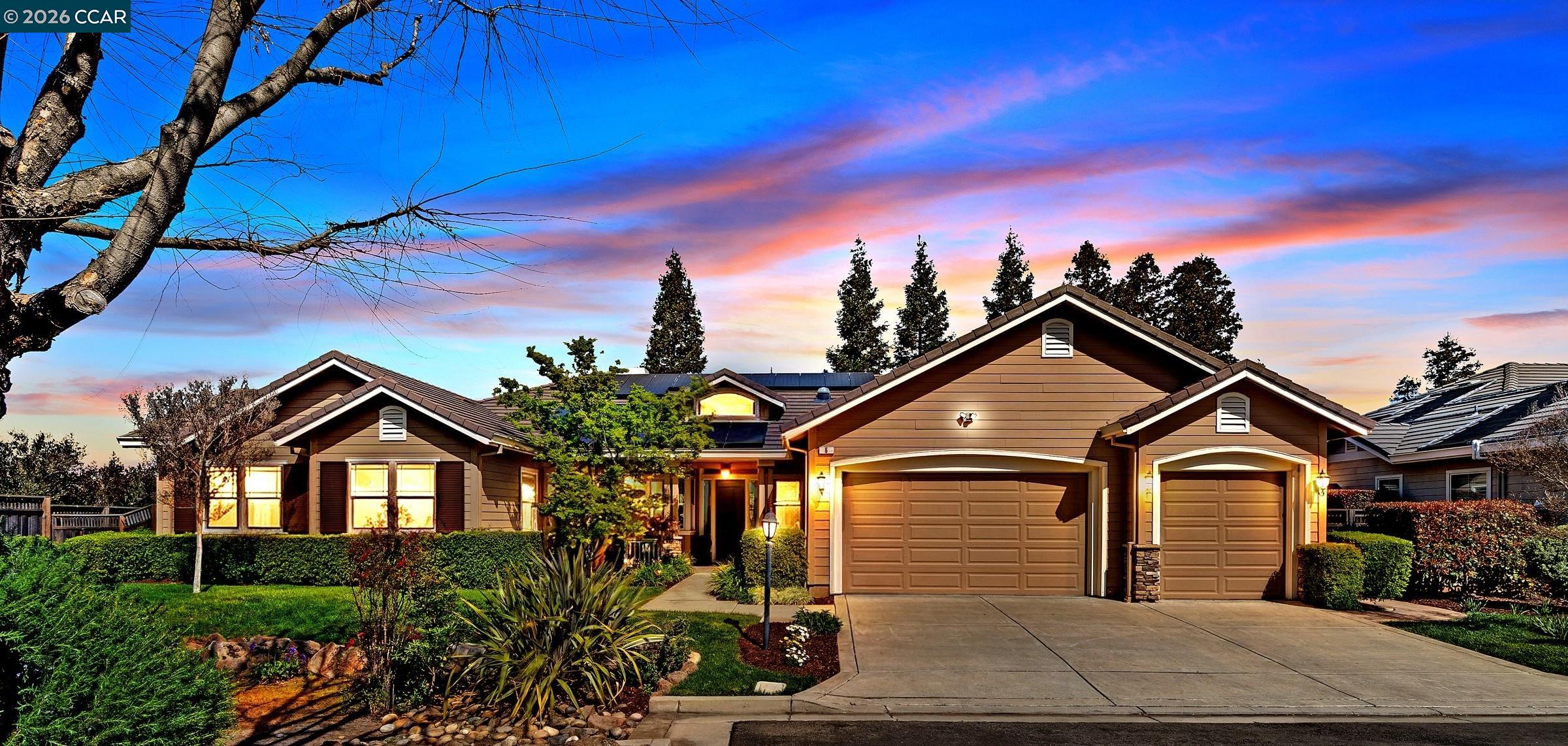 5 Pardi Ln