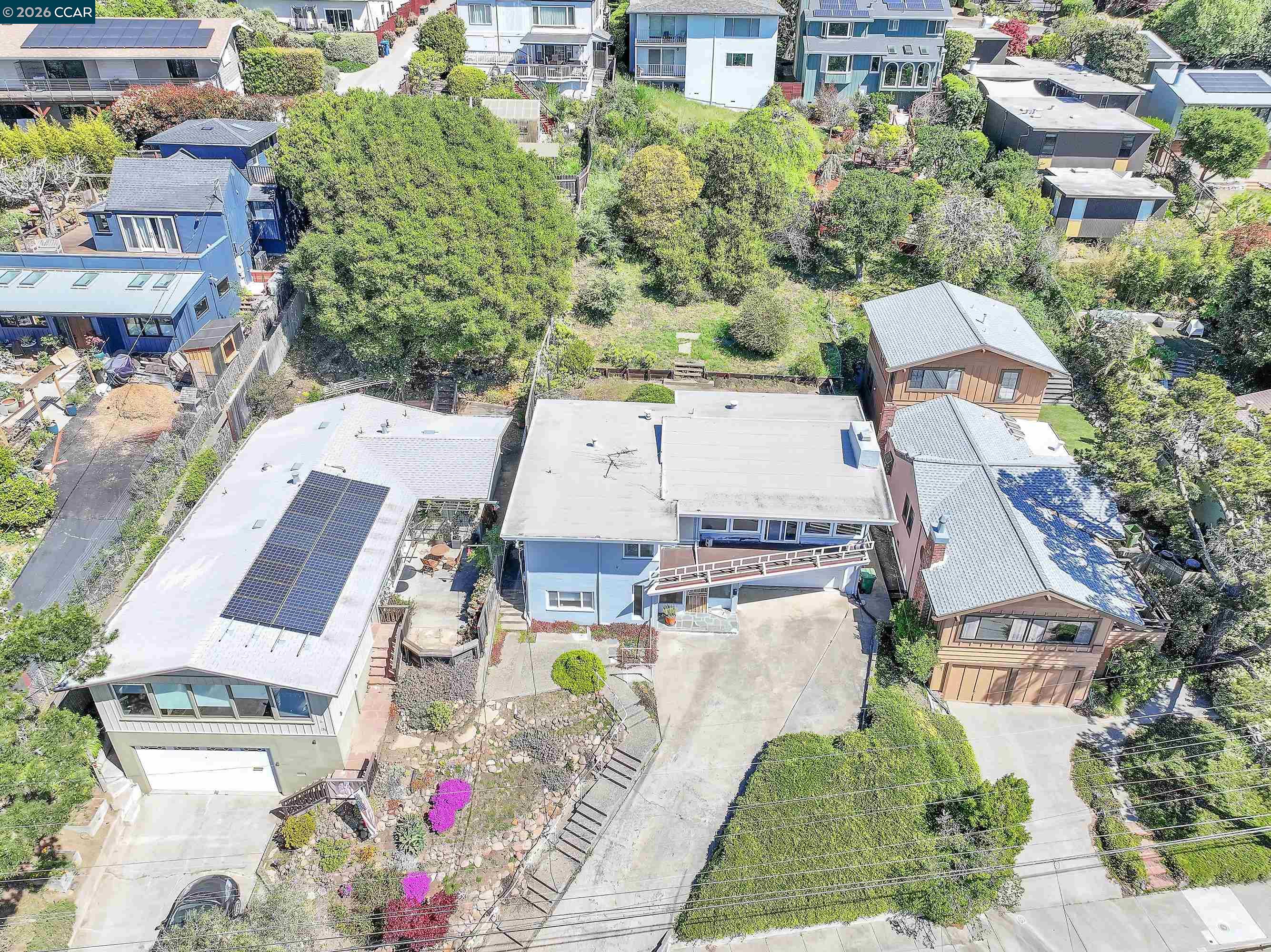 832 Contra Costa Dr