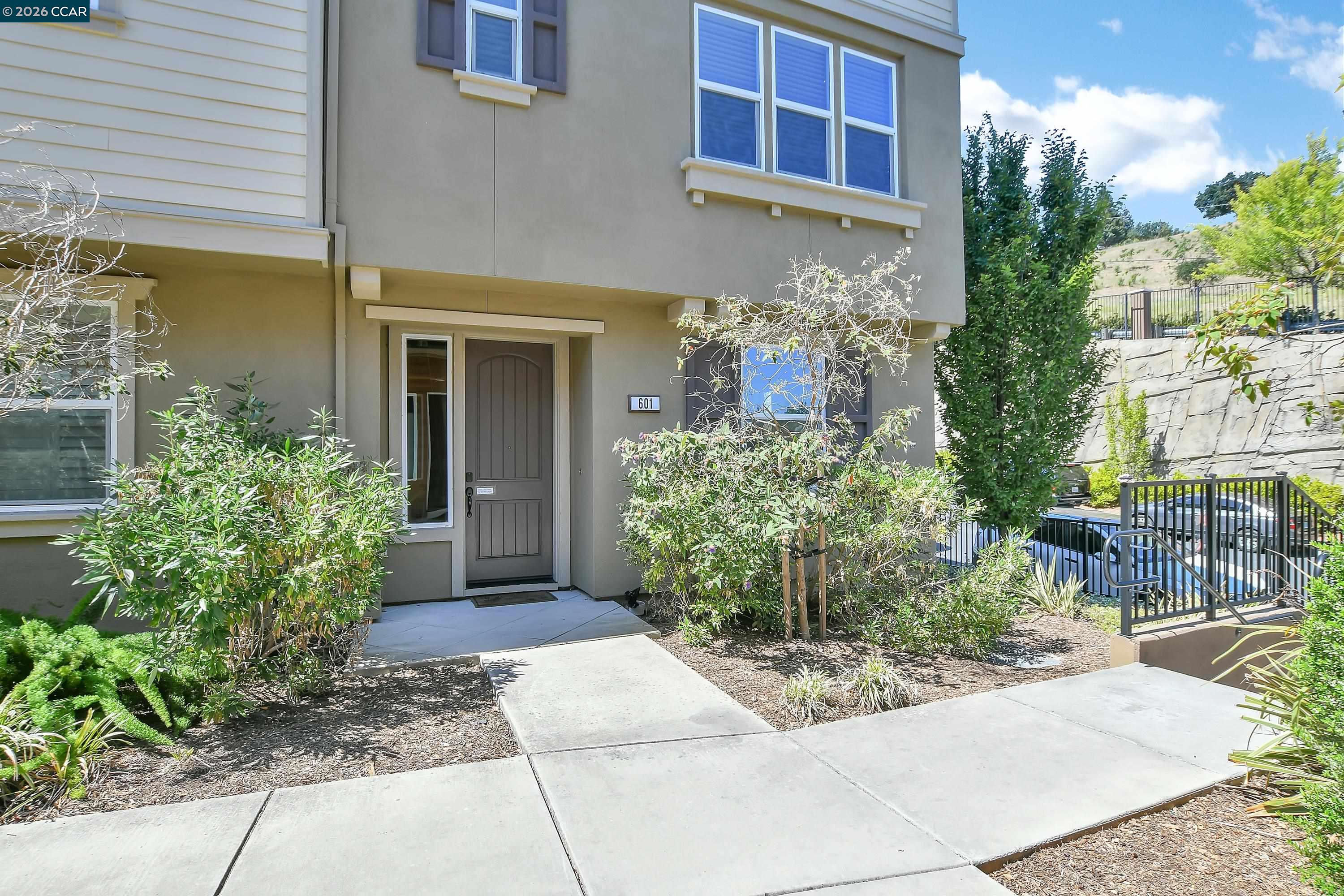601 Tierney Pl