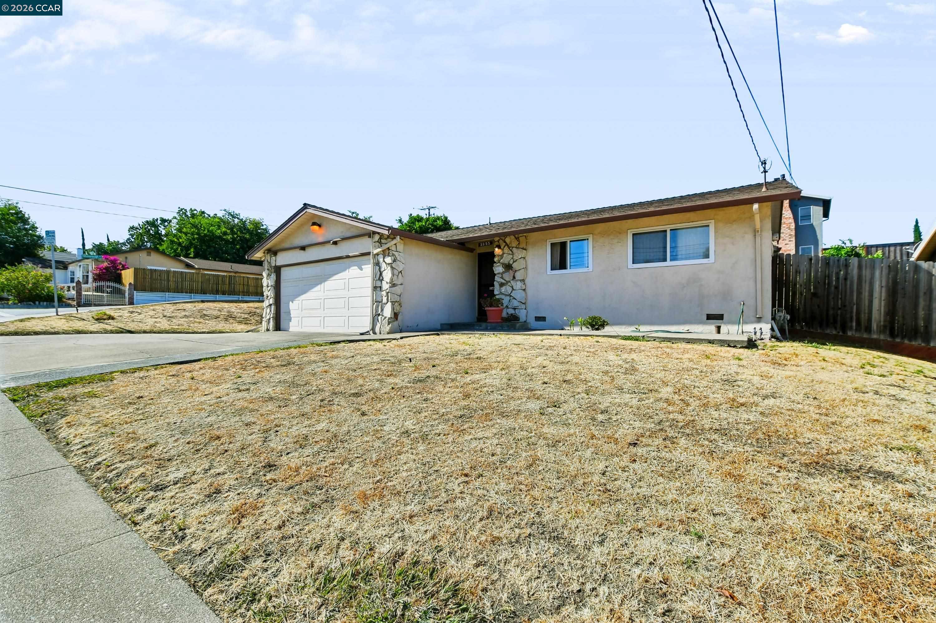 2255 Saint George Dr