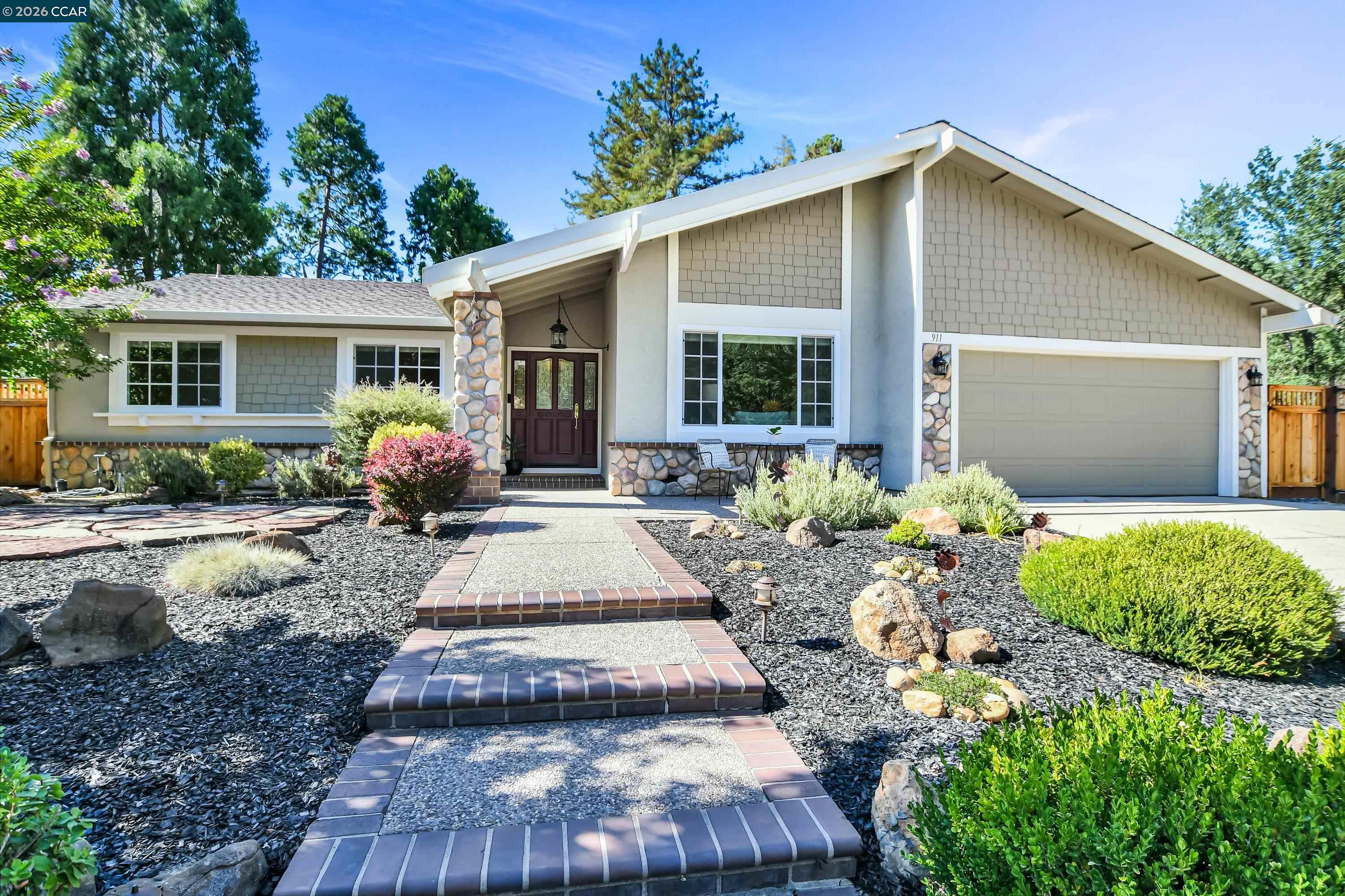 911 Berendsen Ct