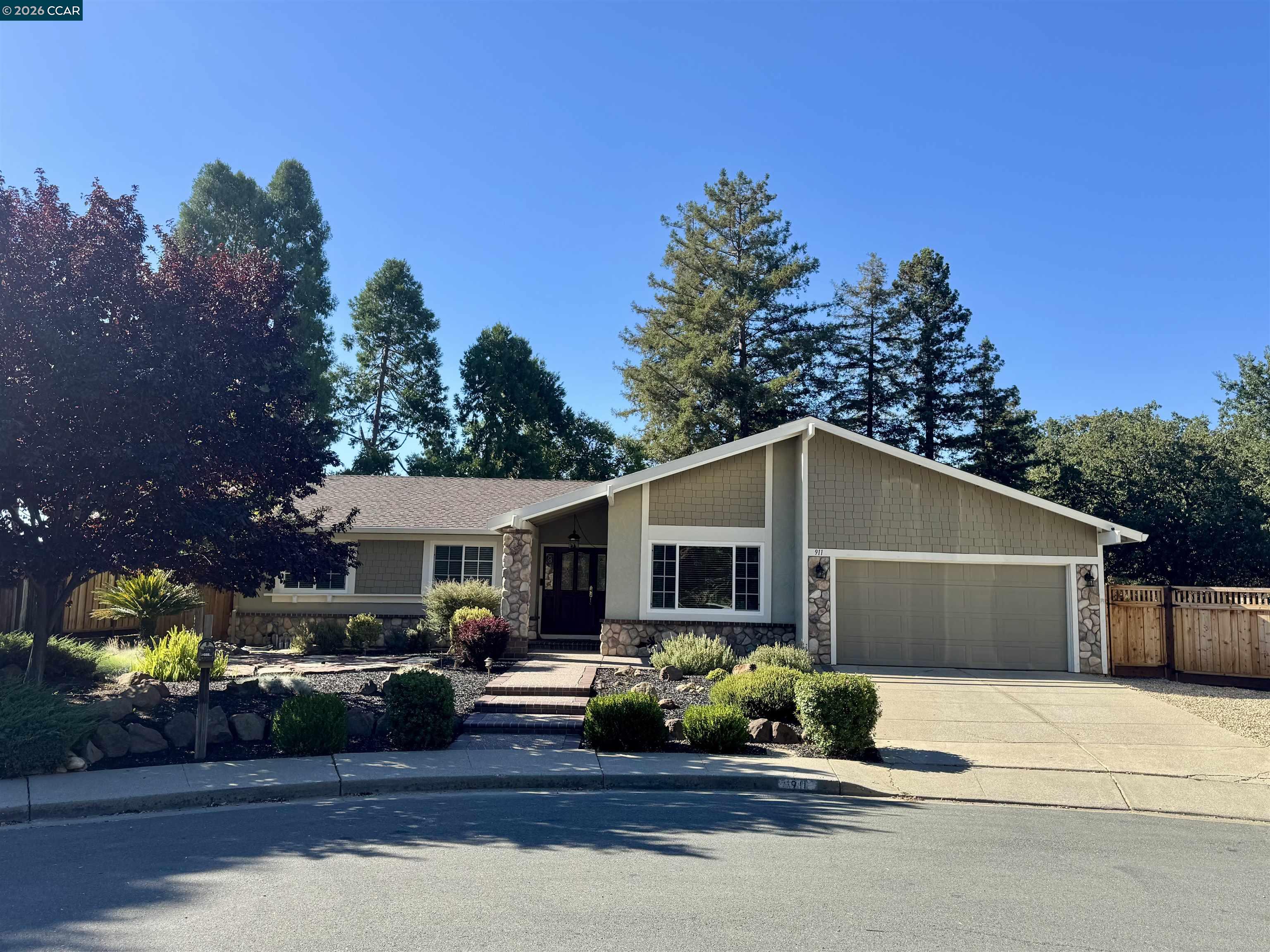 911 Berendsen Ct