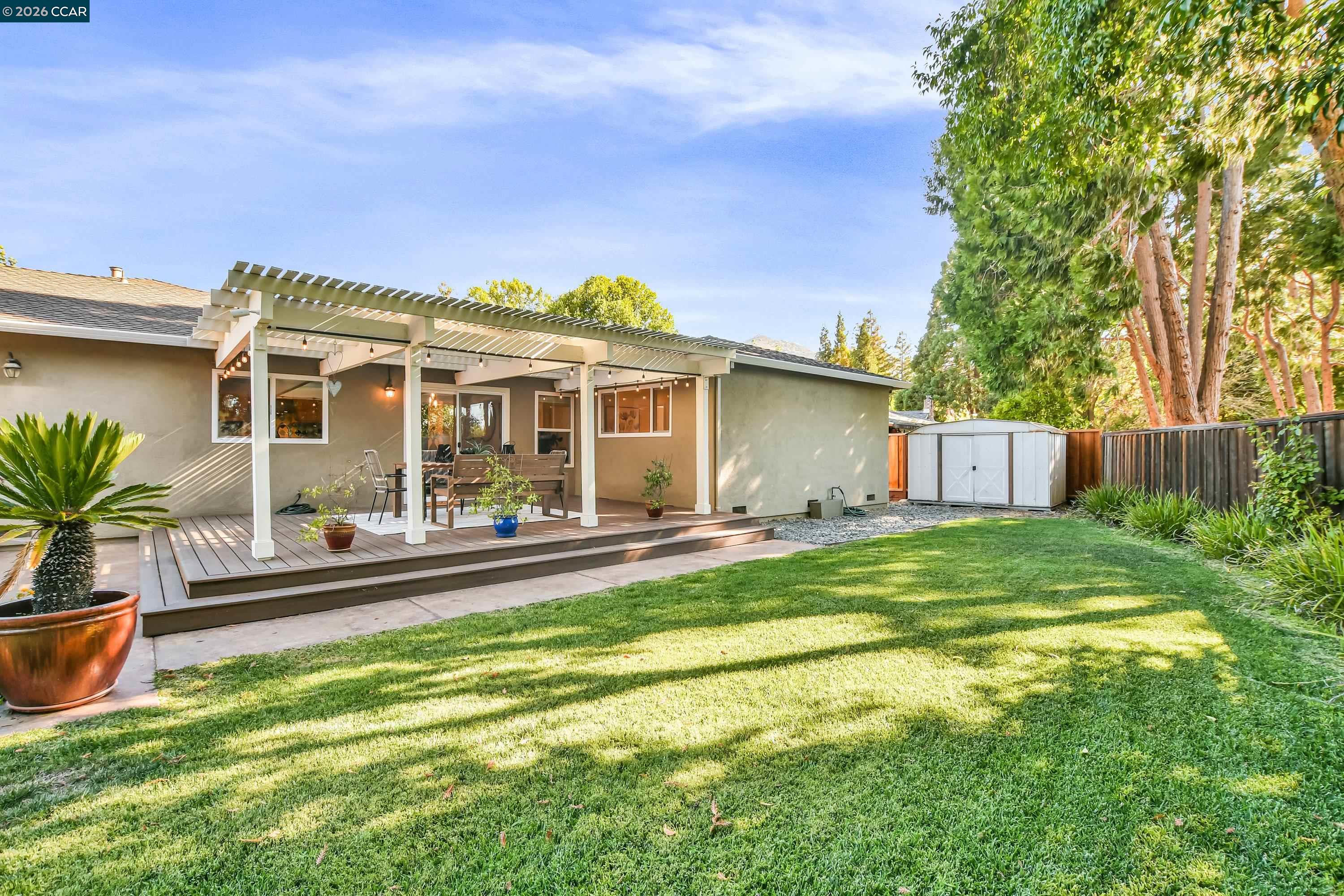 911 Berendsen Ct
