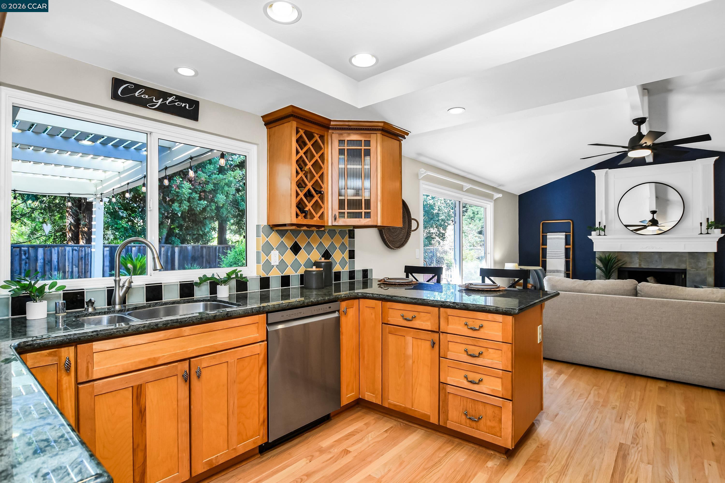 911 Berendsen Ct