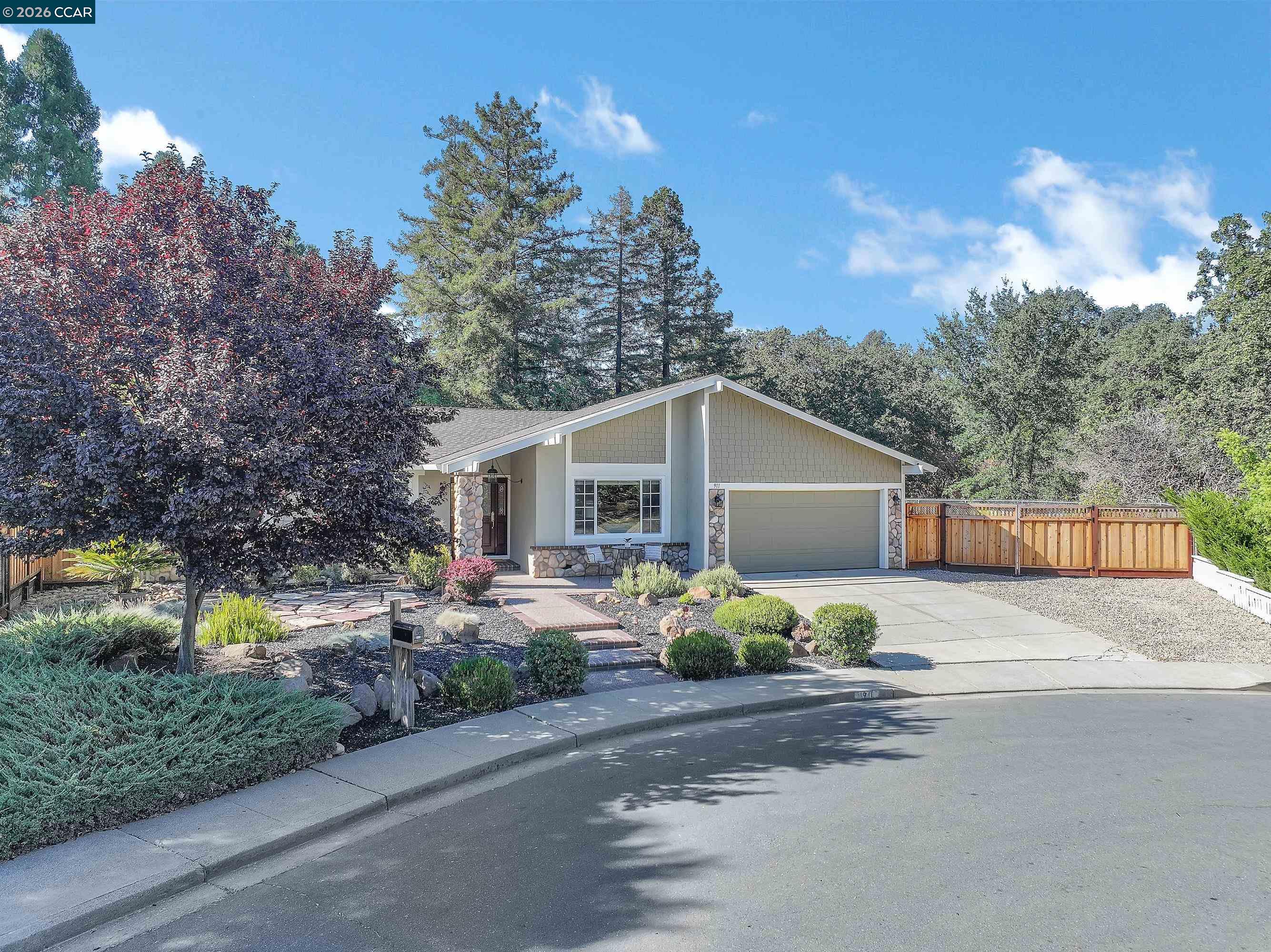911 Berendsen Ct