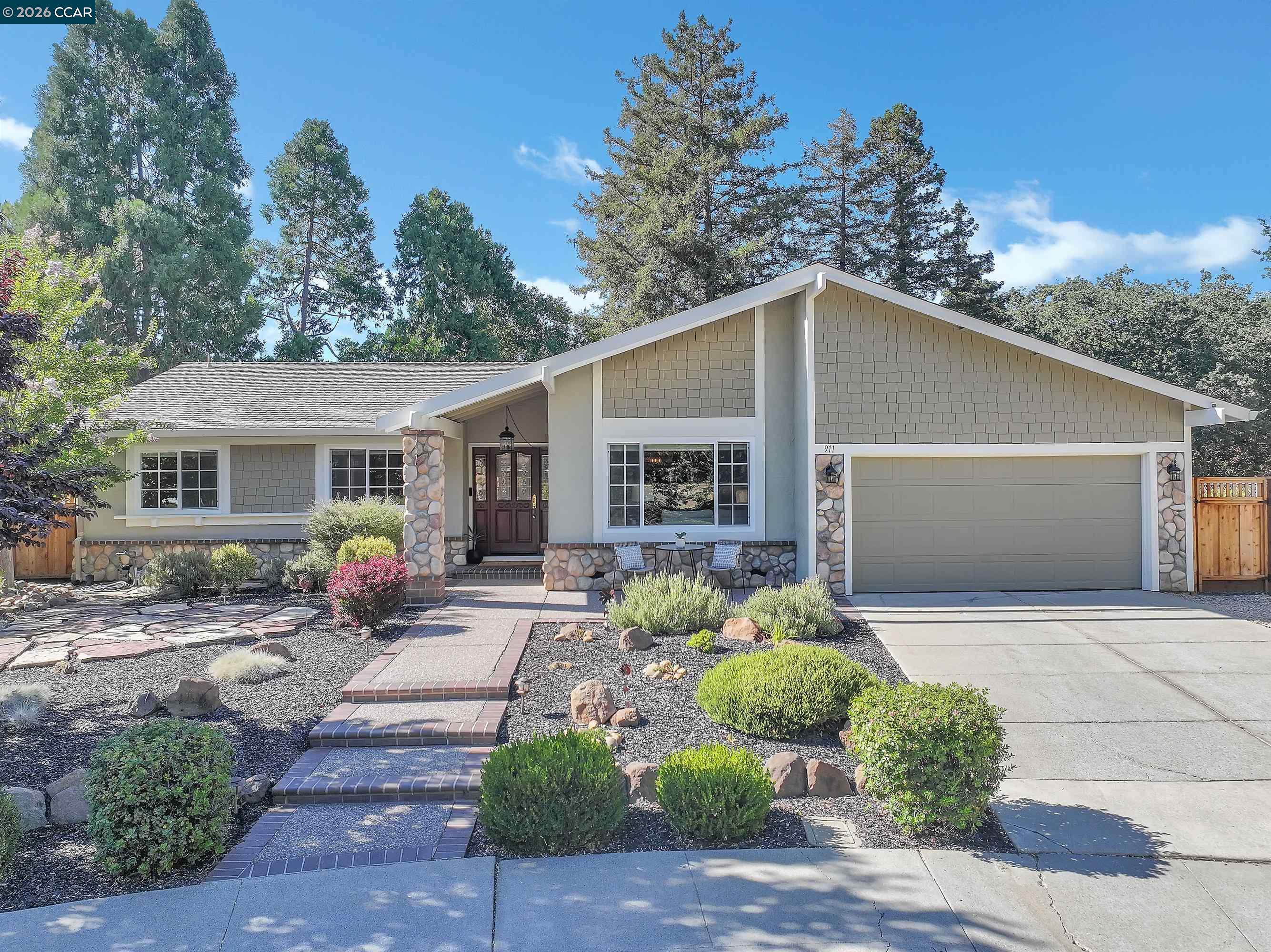 911 Berendsen Ct