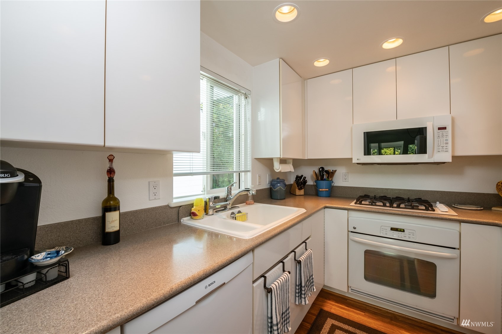 11117 Lake Steilacoom Drive SW