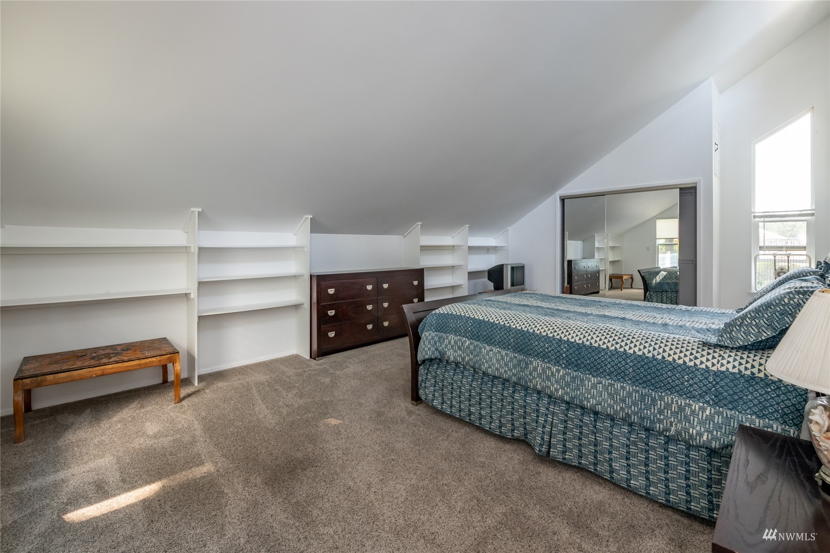 11117 Lake Steilacoom Drive SW