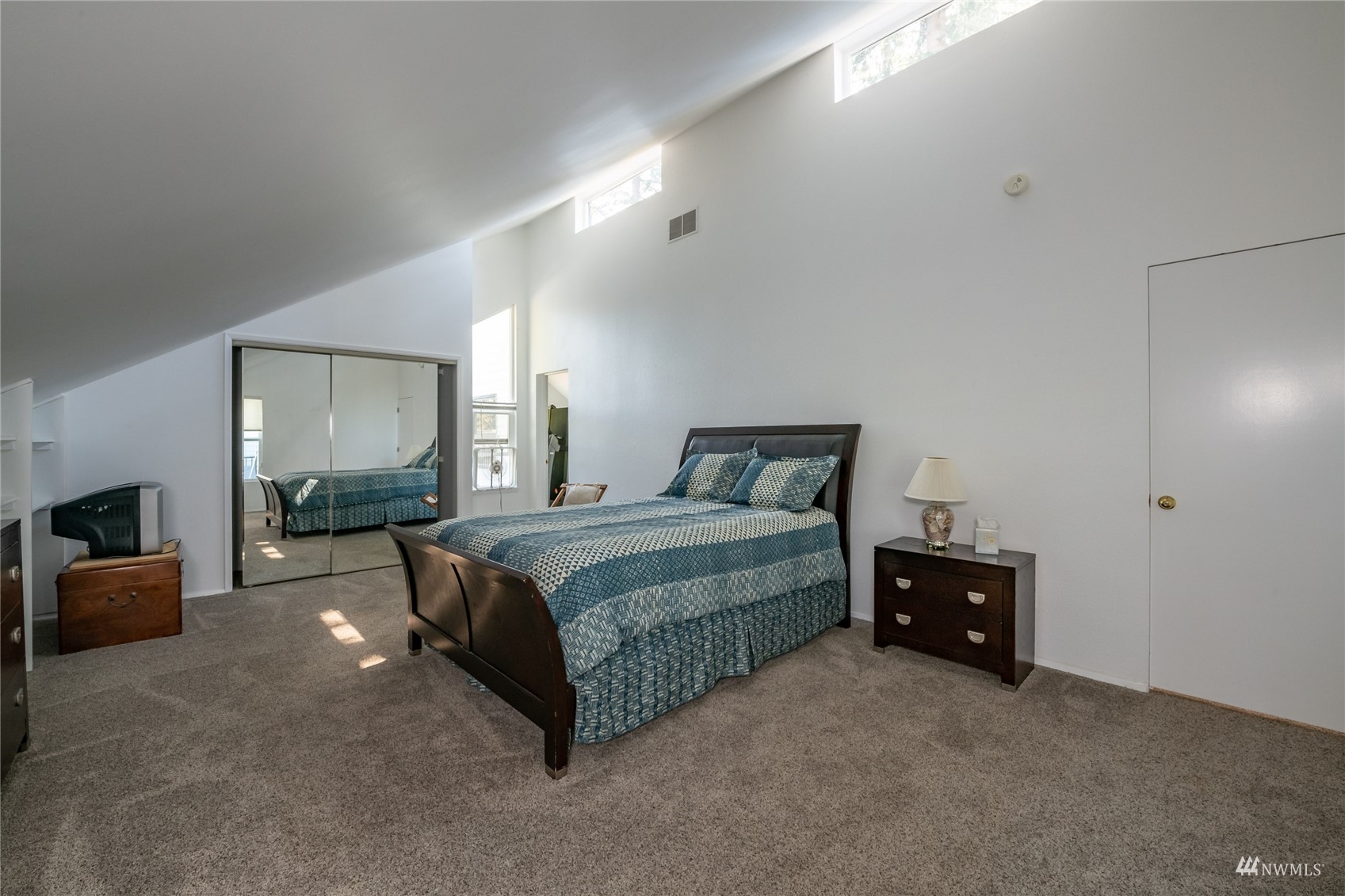 11117 Lake Steilacoom Drive SW