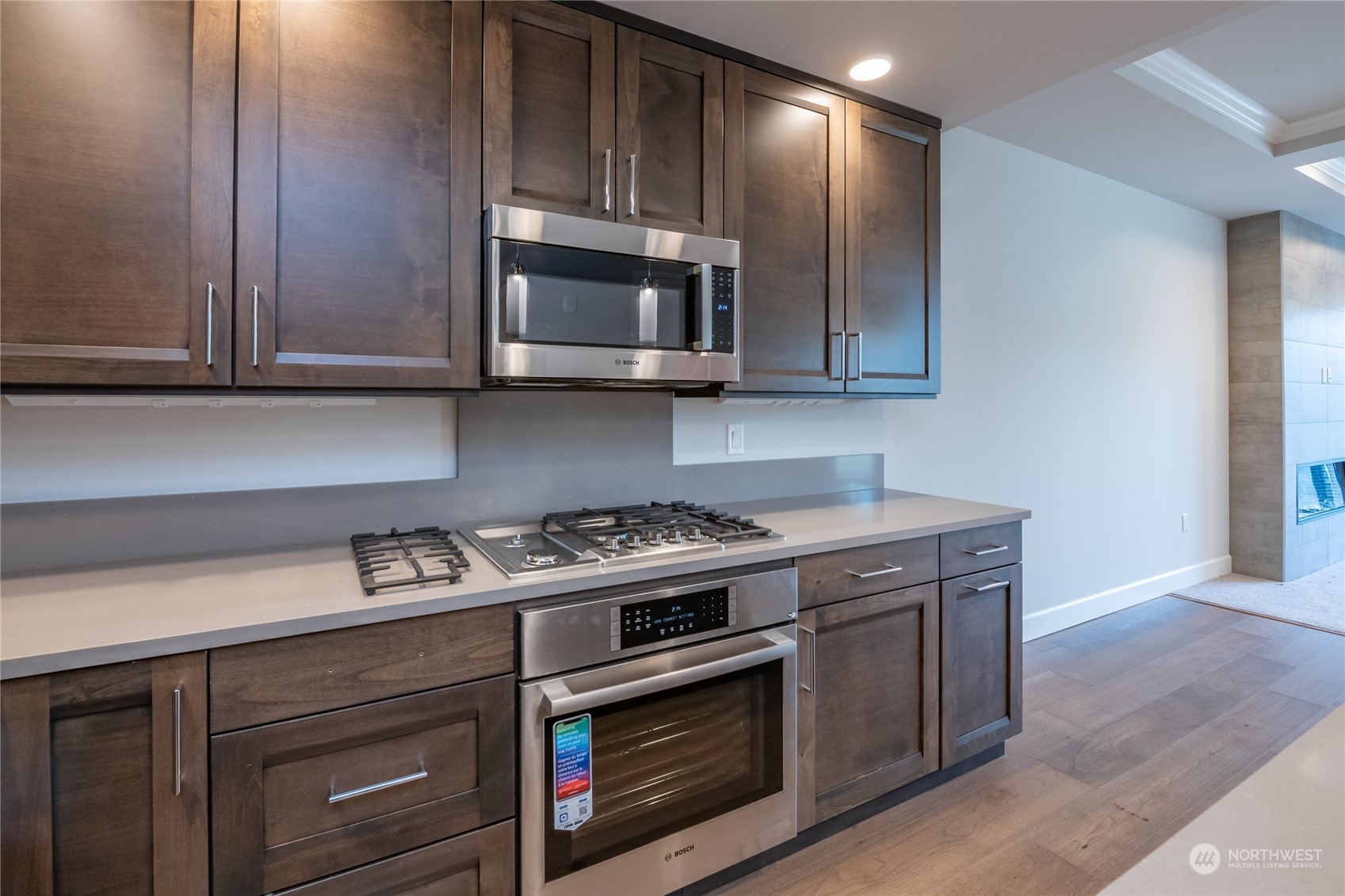 4907 Main Street Unit: 827