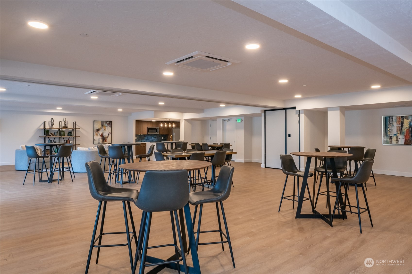 4907 Main Street Unit: 827