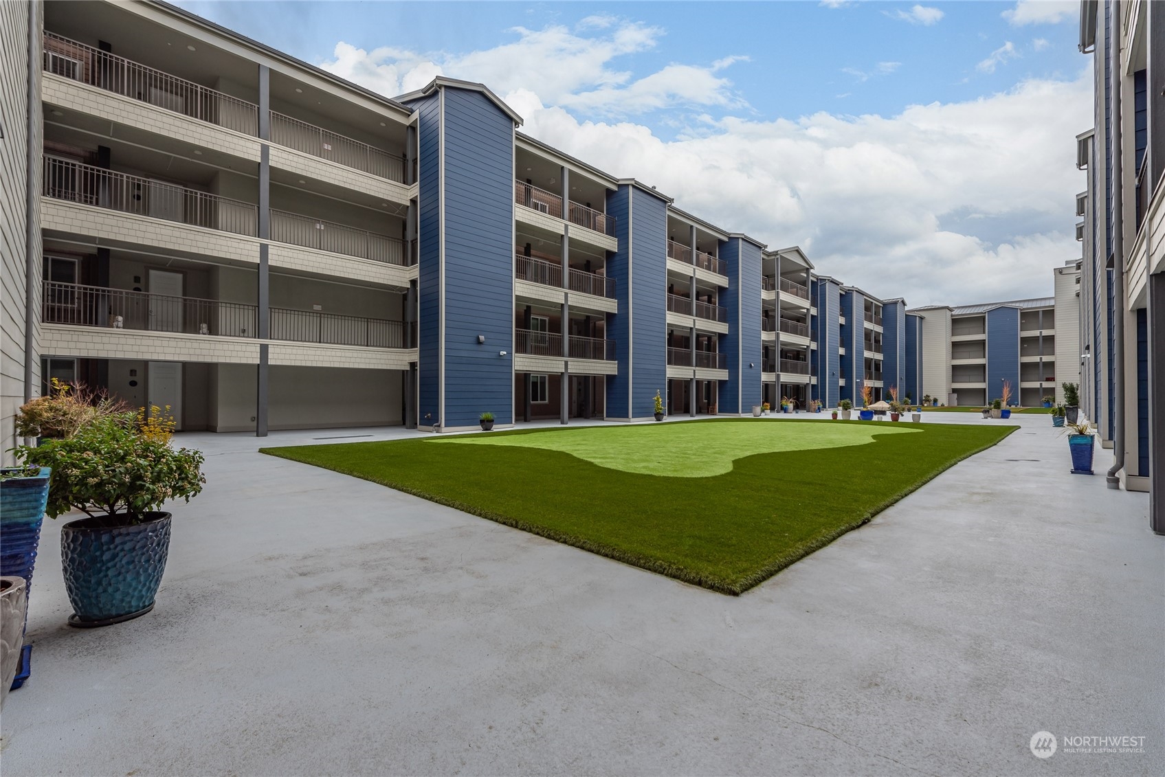 4961 Main Street #414