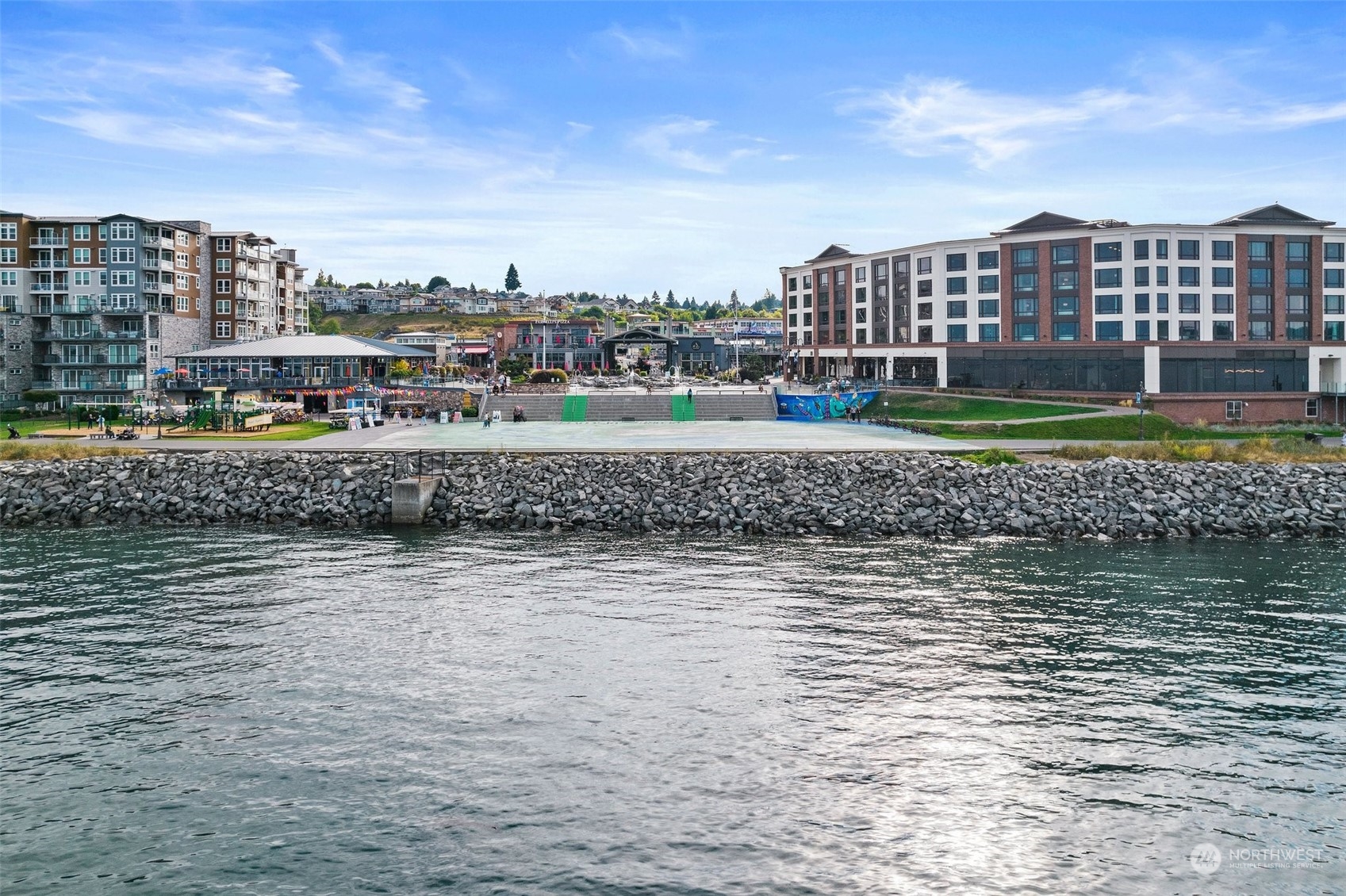 4961 Main Street #819