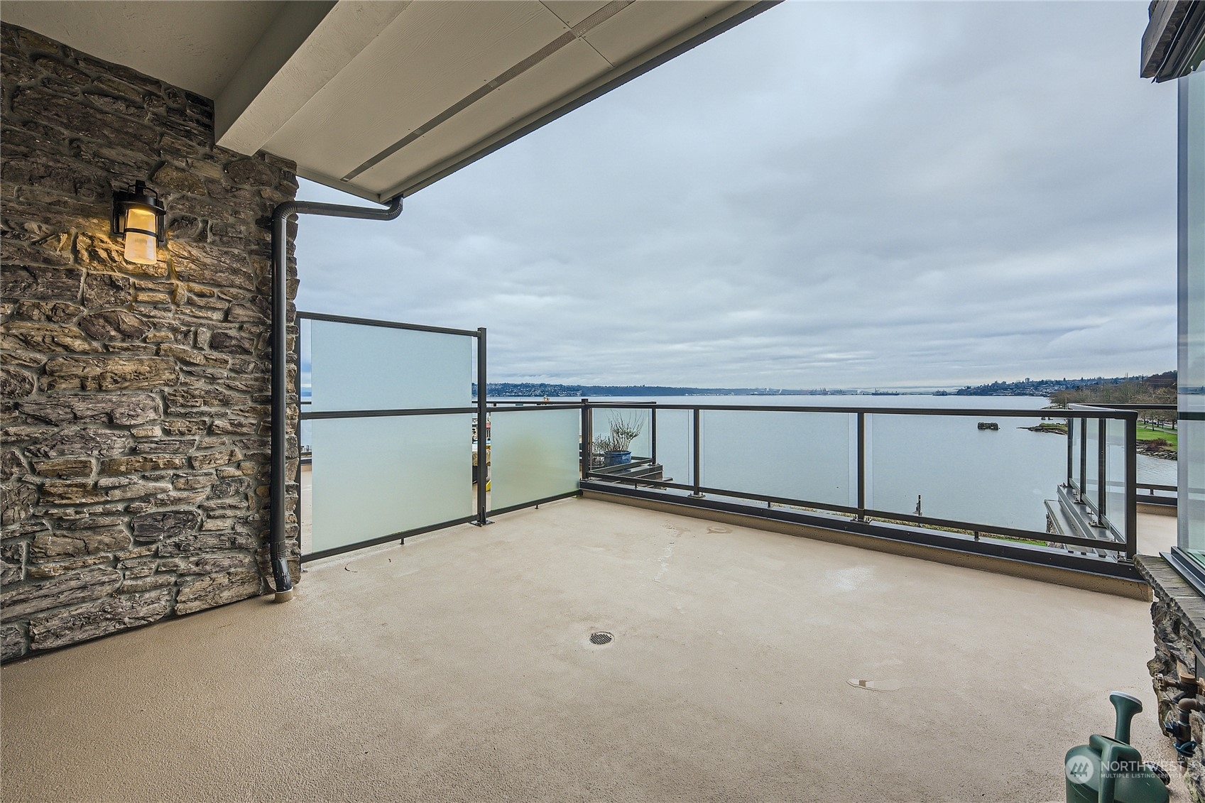 4907 Main Street #415