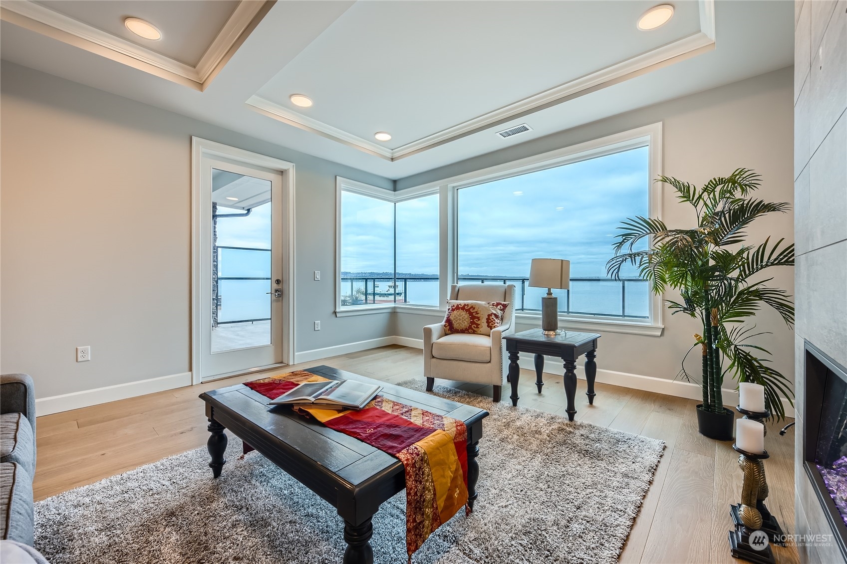 4907 Main Street #415