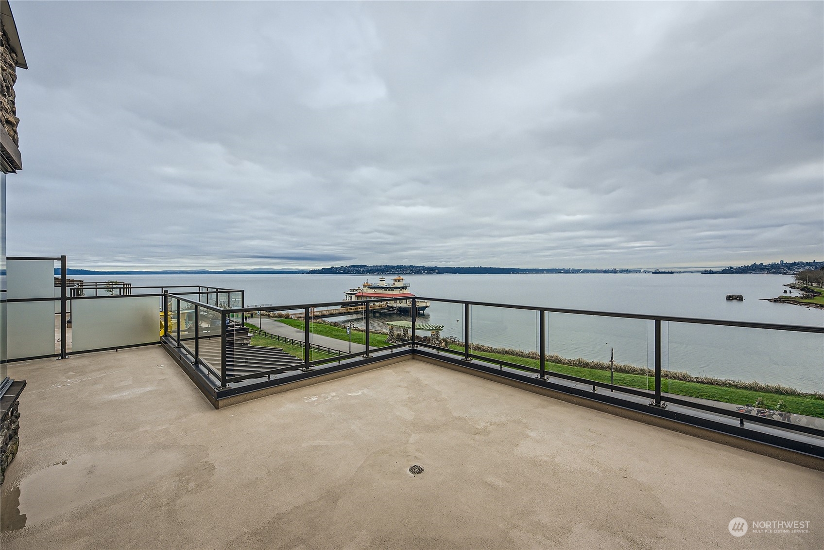 4907 Main Street #415