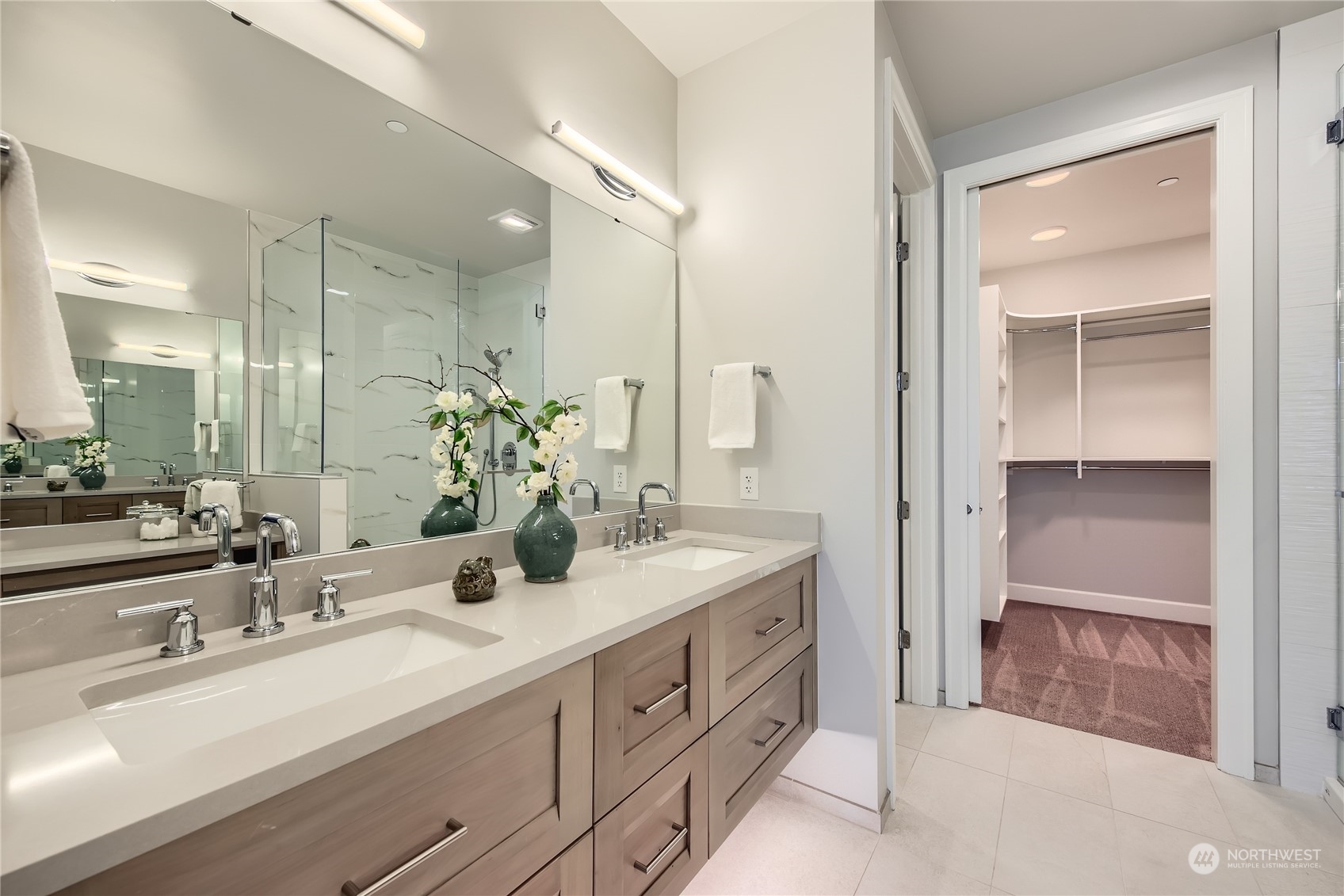 4907 Main Street #415