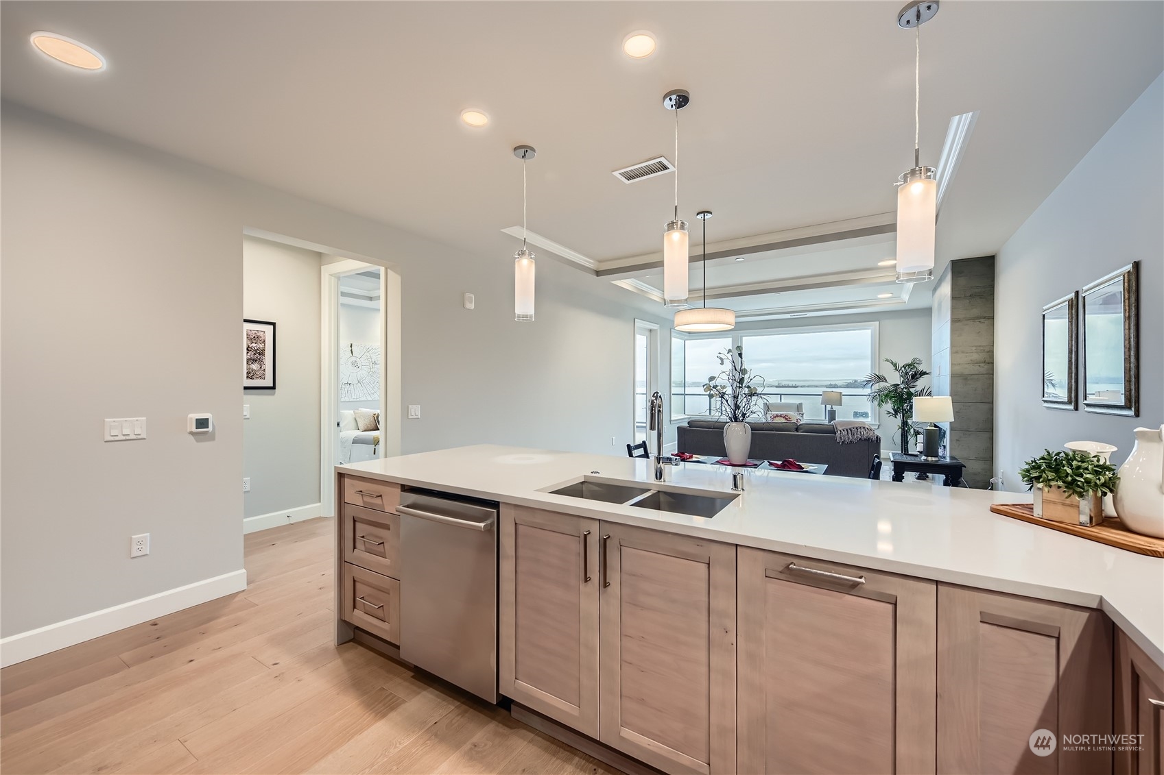 4907 Main Street #415