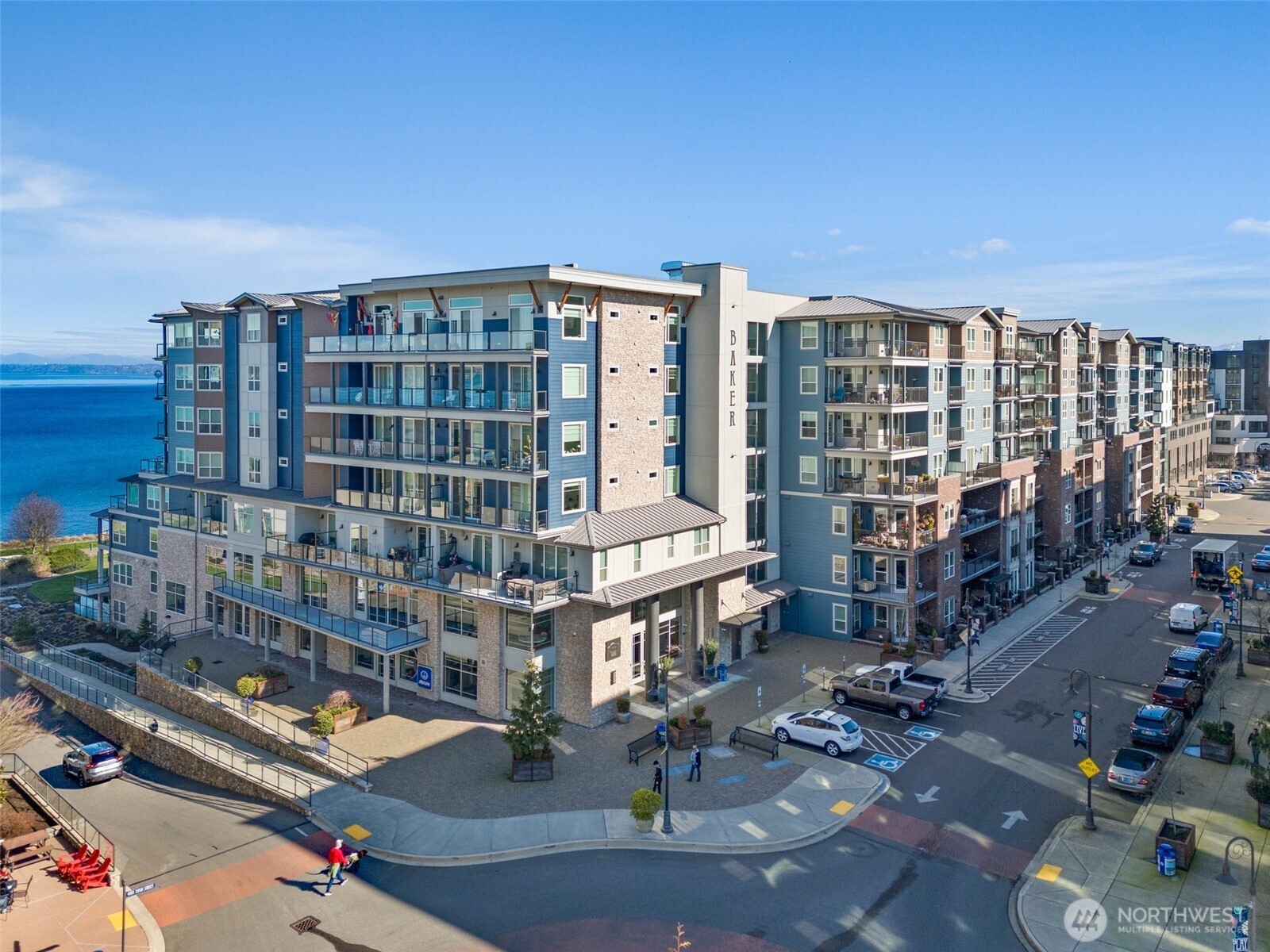 4961 Main Street Unit: 402