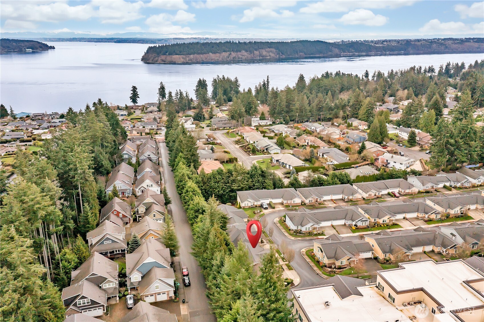 6463 Hunt Highlands Loop