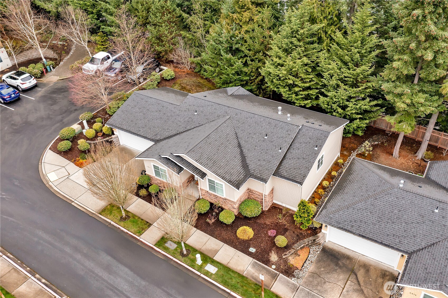 6463 Hunt Highlands Loop