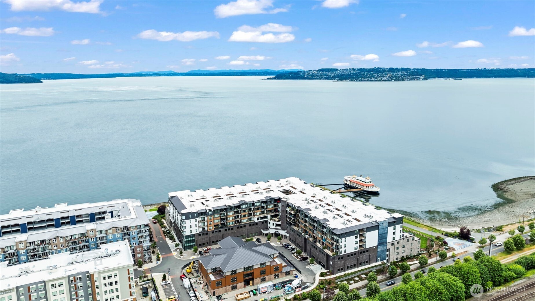 4907 Main Street Unit: 830