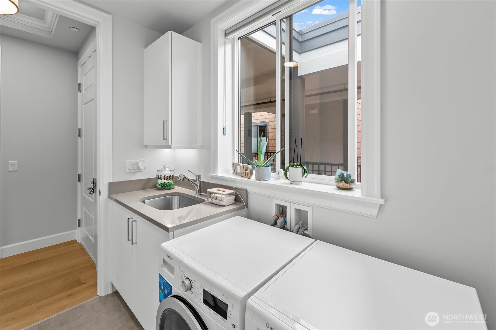 4907 Main Street Unit: 830