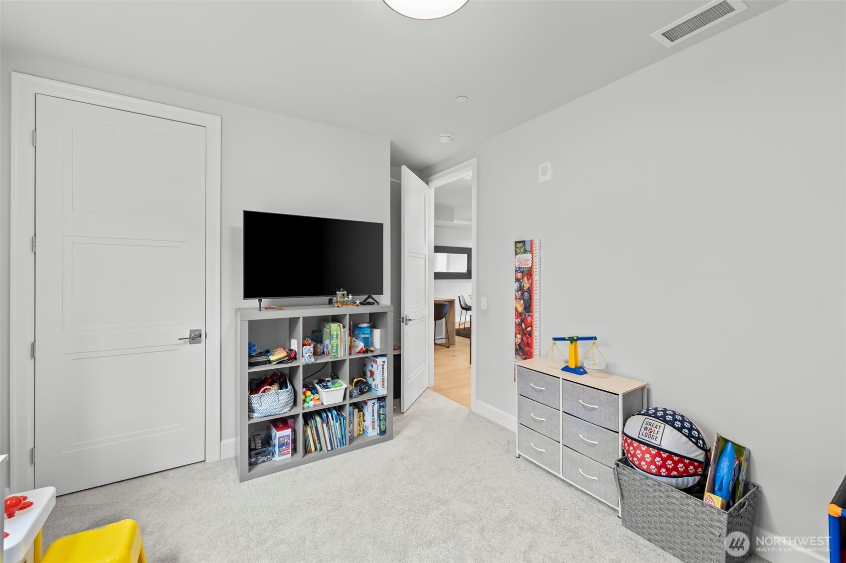 4907 Main Street Unit: 830