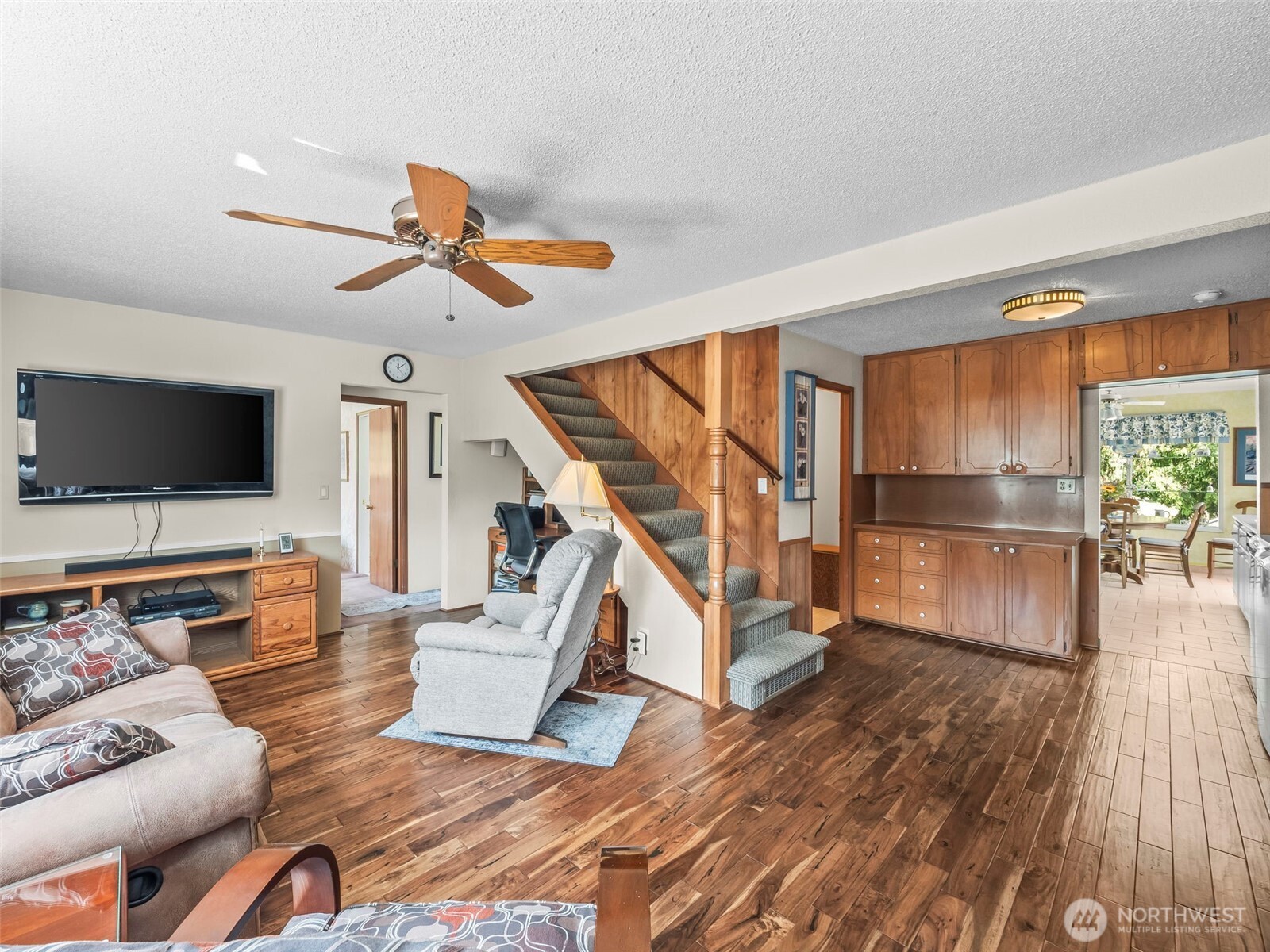 5523 53rd Street W