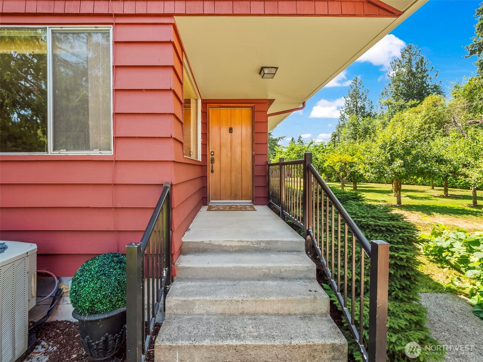 5523 53rd Street W