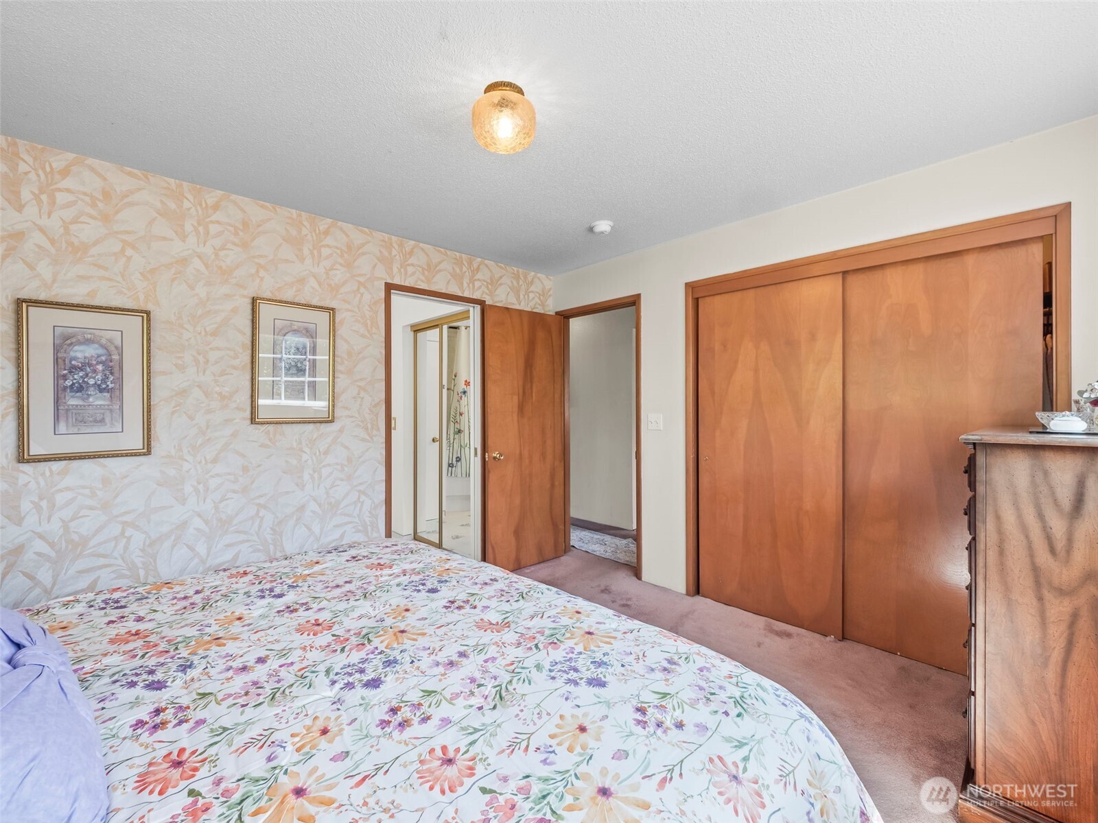 5523 53rd Street W