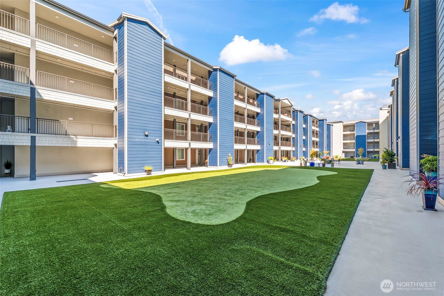 4961 Main Street Unit: 421