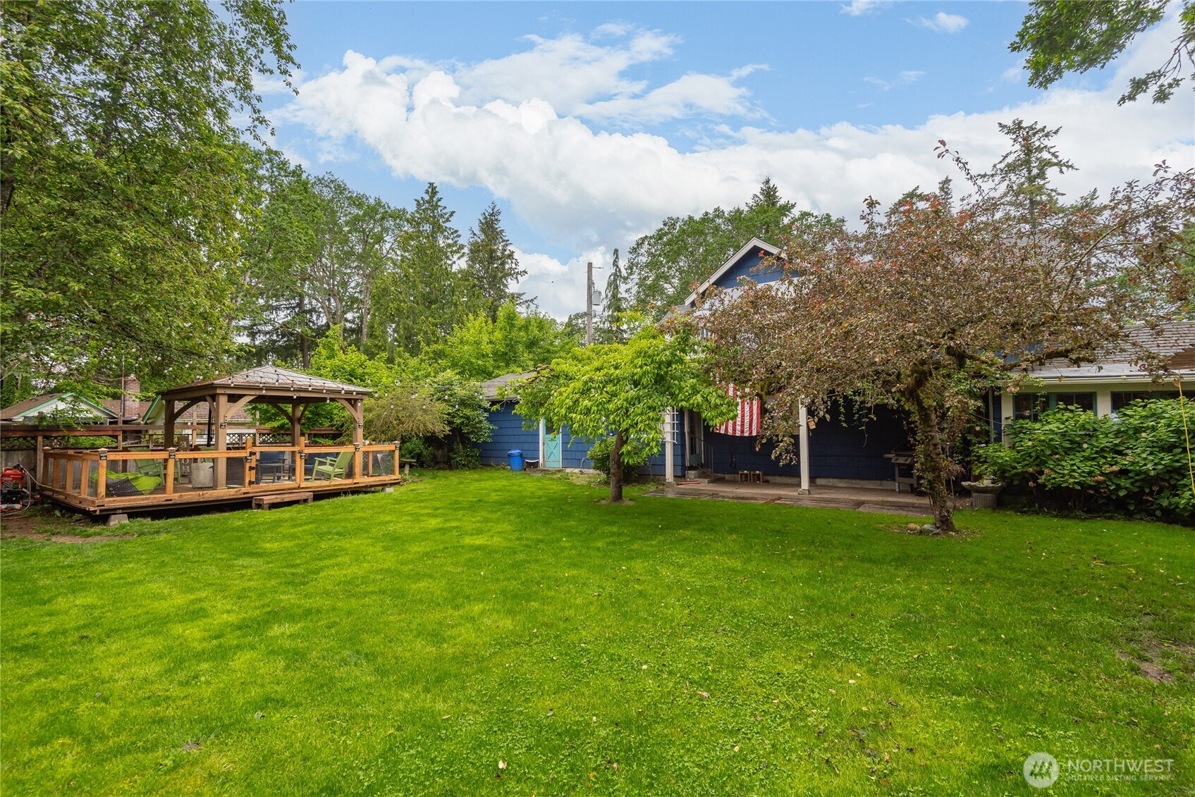 9302 Dekoven Drive SW