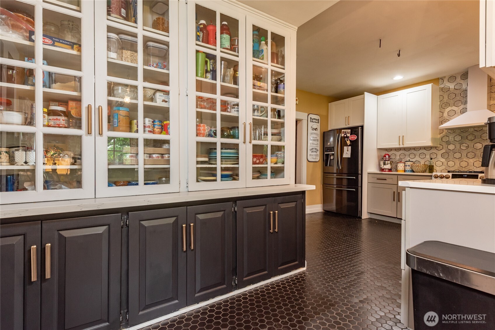 9302 Dekoven Drive SW