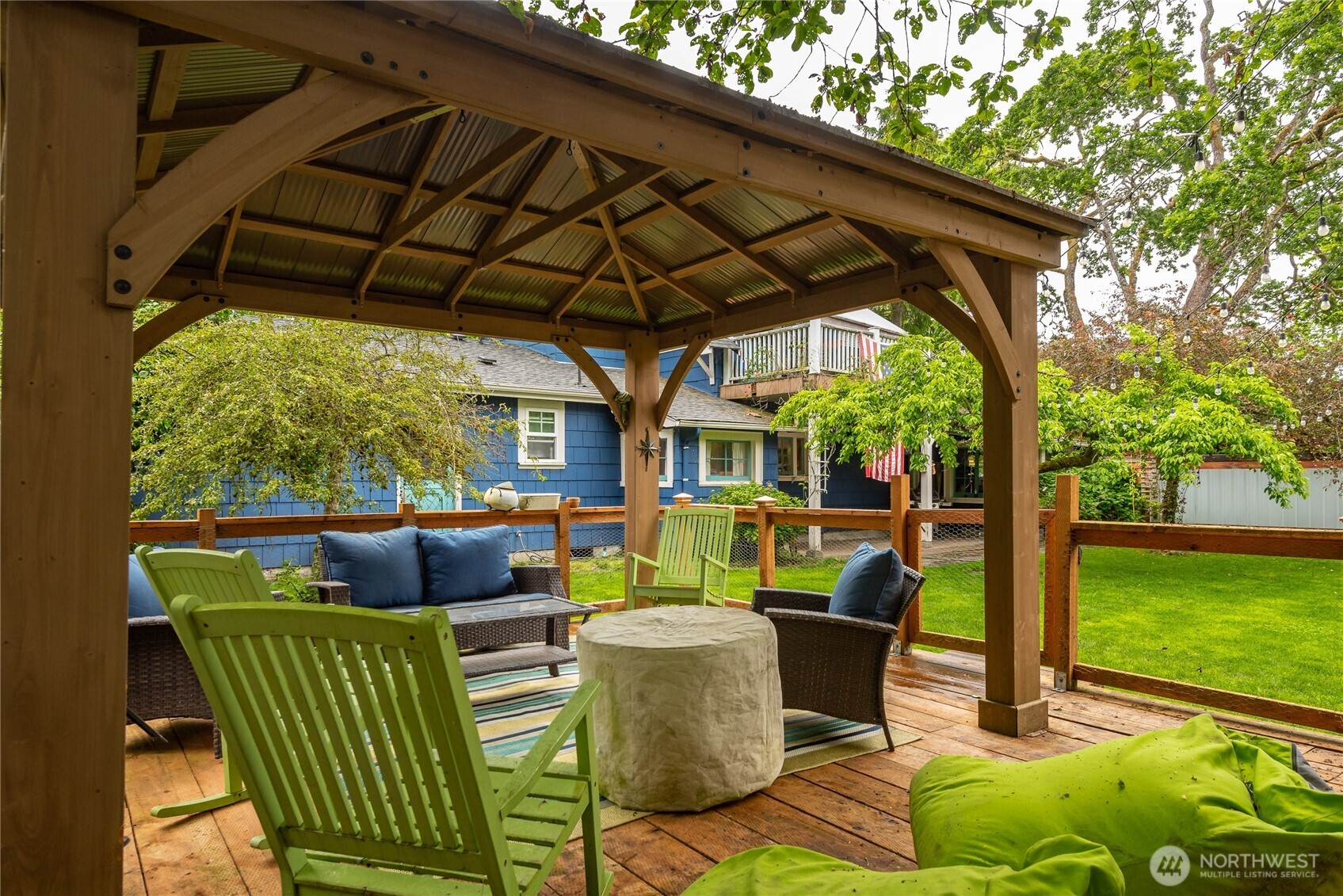 9302 Dekoven Drive SW