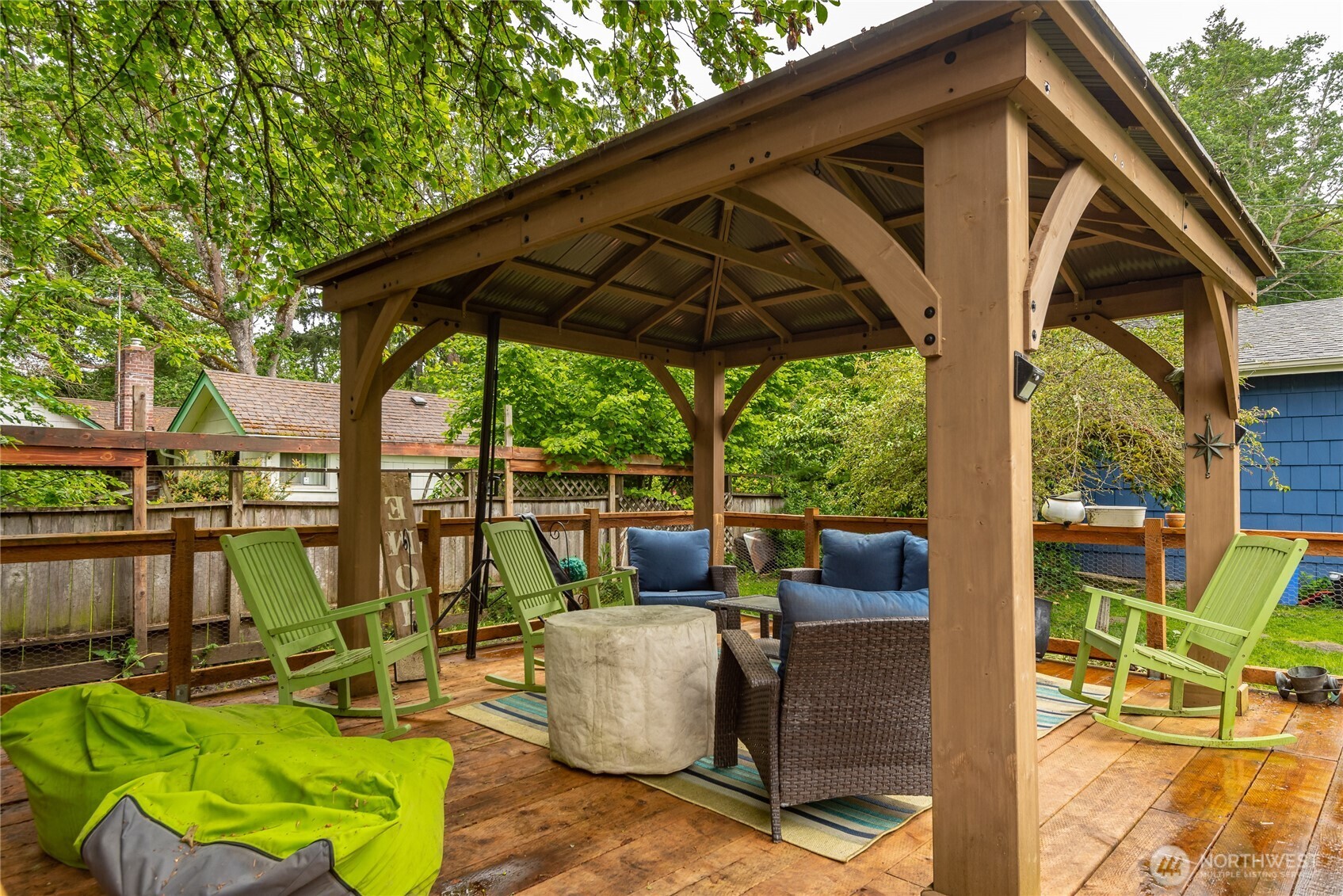 9302 Dekoven Drive SW