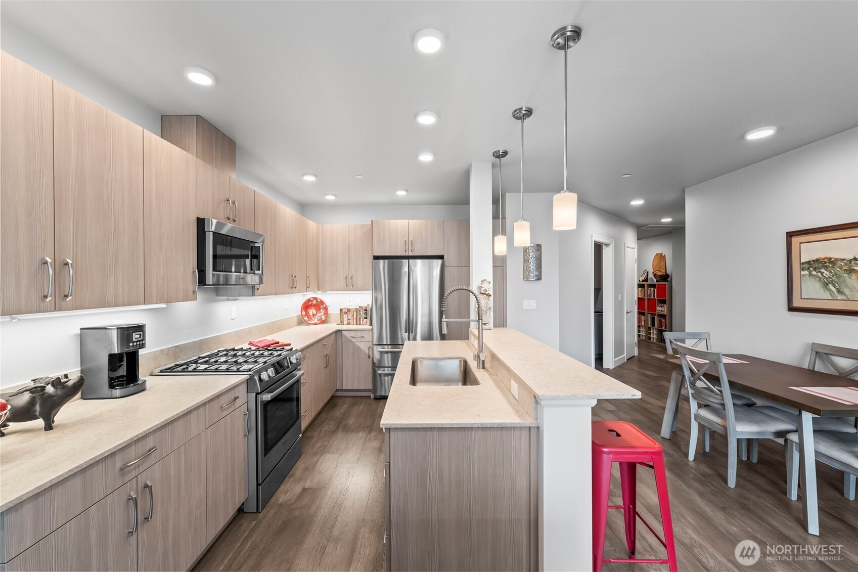 4961 Main Street Unit: 421