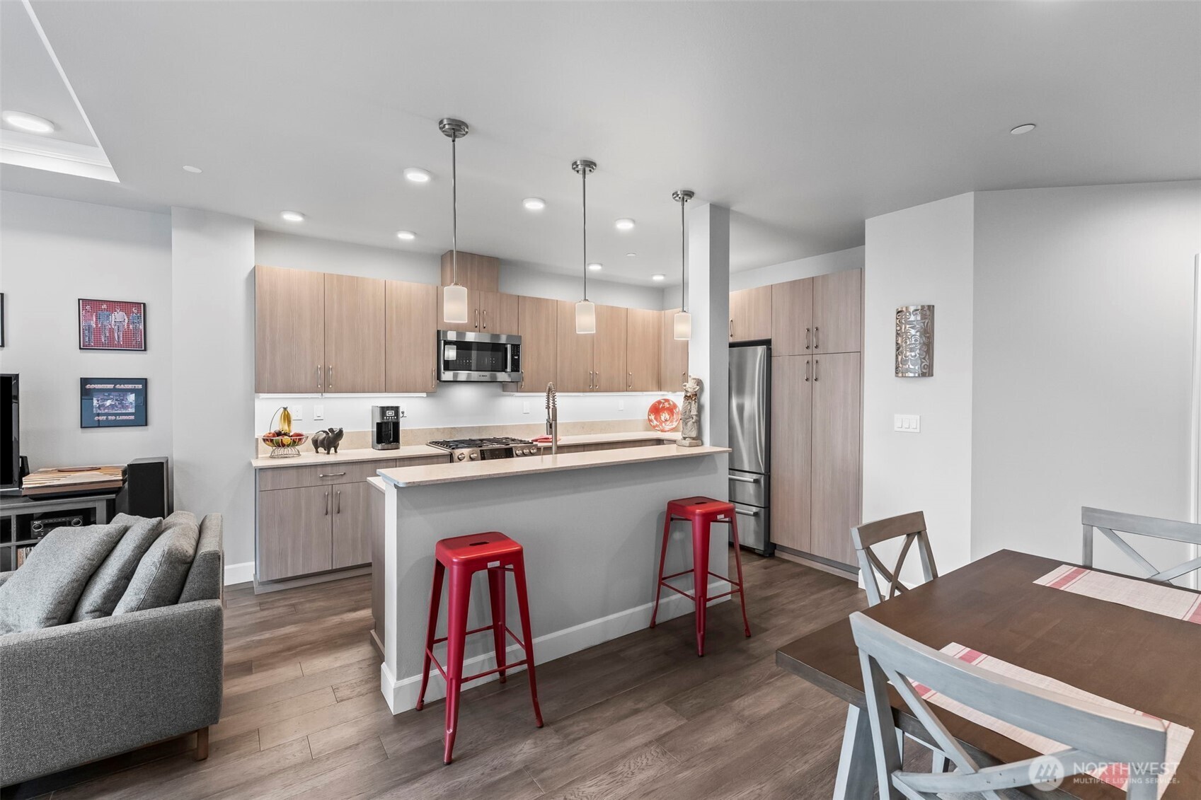 4961 Main Street Unit: 421