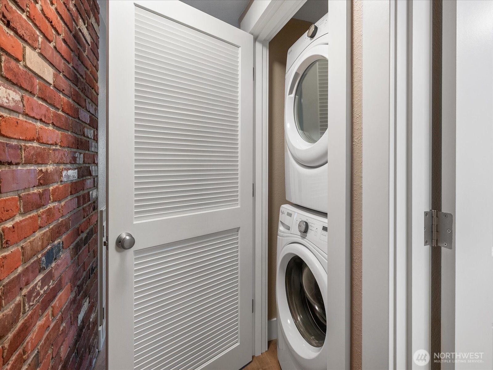 7143 Grandview Place Unit: 3