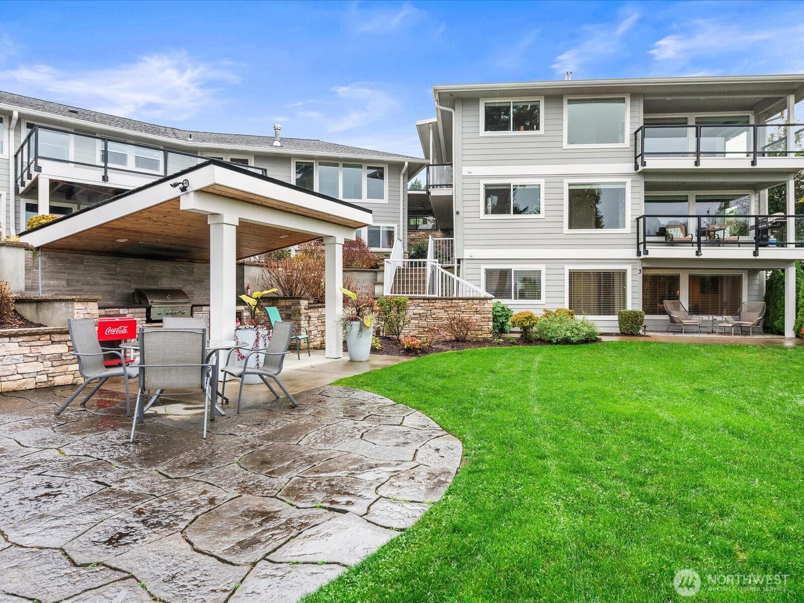 7143 Grandview Place Unit: 3