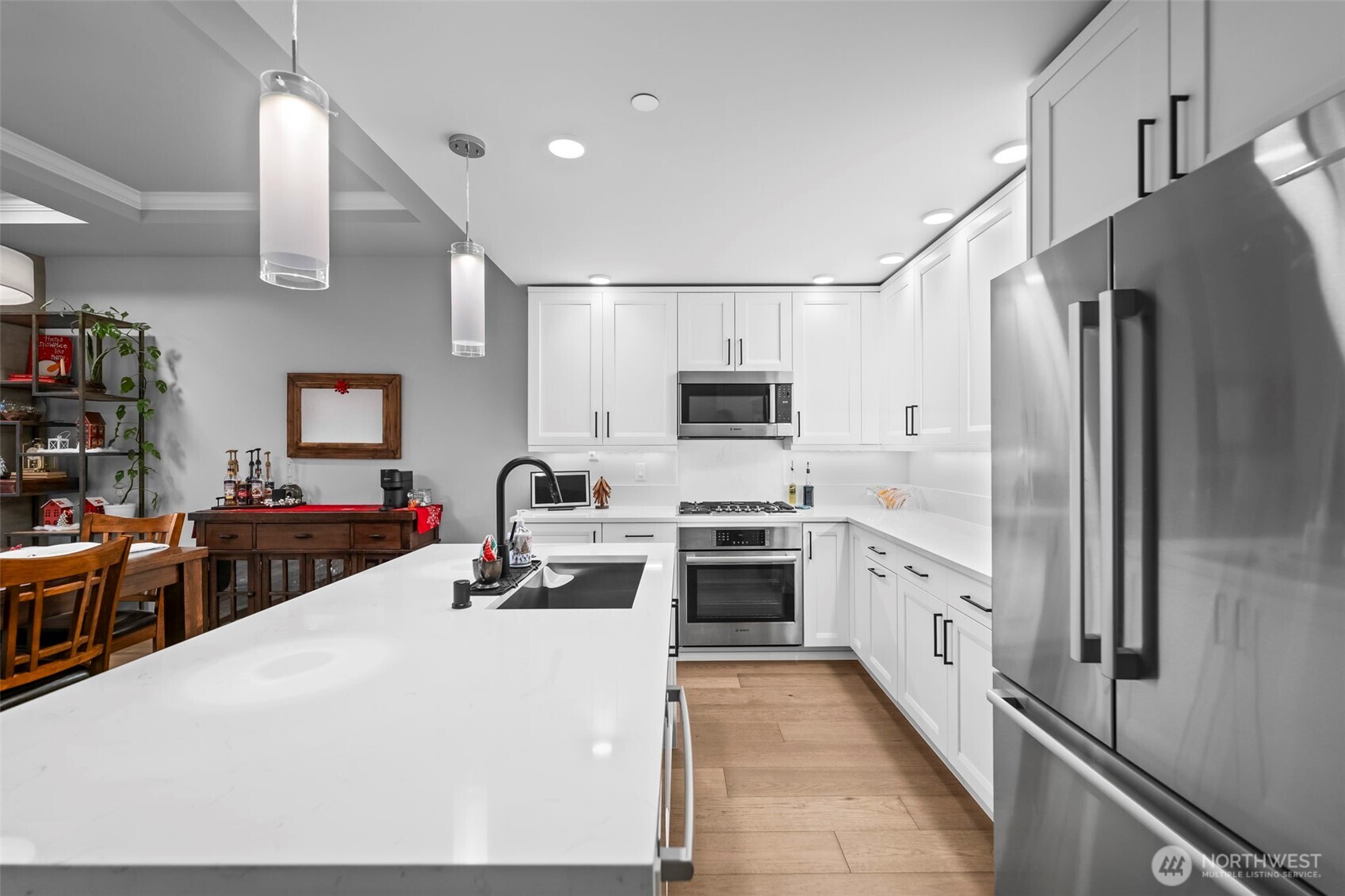 4907 Main Street Unit: 625