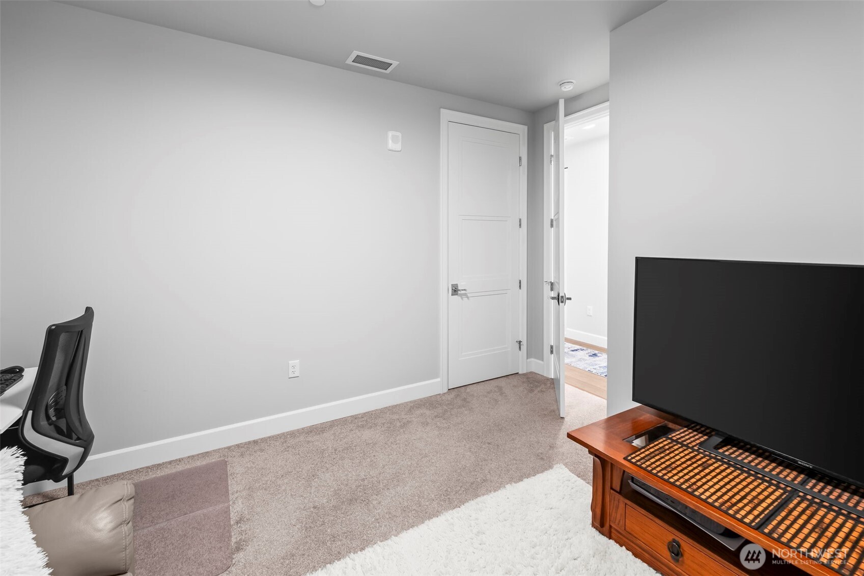 4907 Main Street Unit: 625