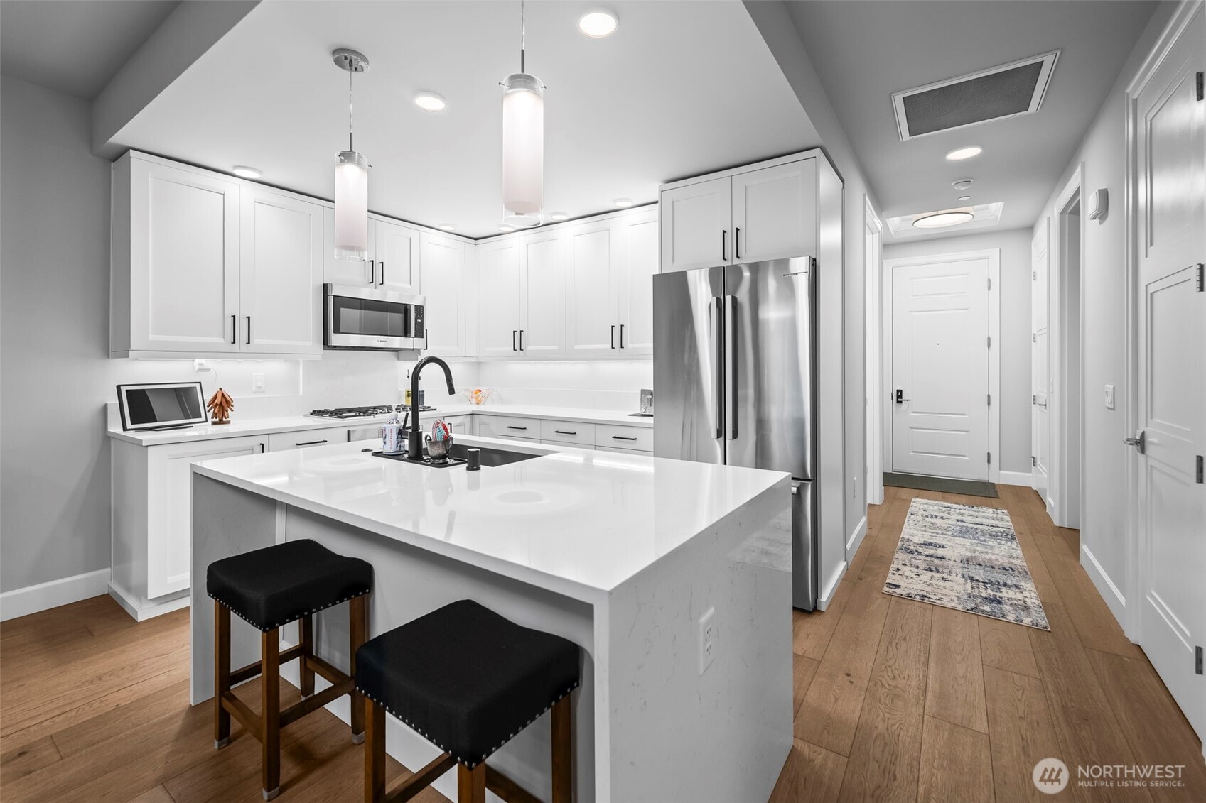 4907 Main Street Unit: 625