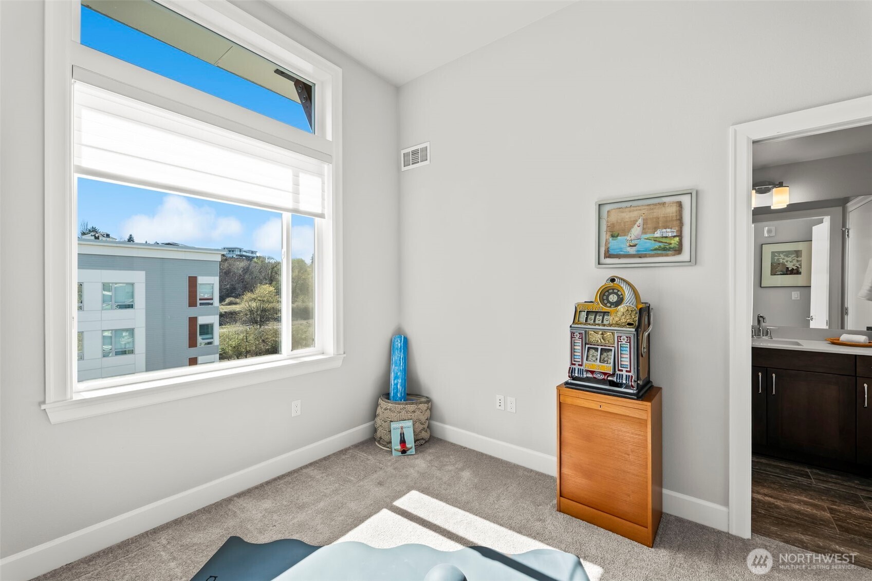 4961 Main Street Unit: 811