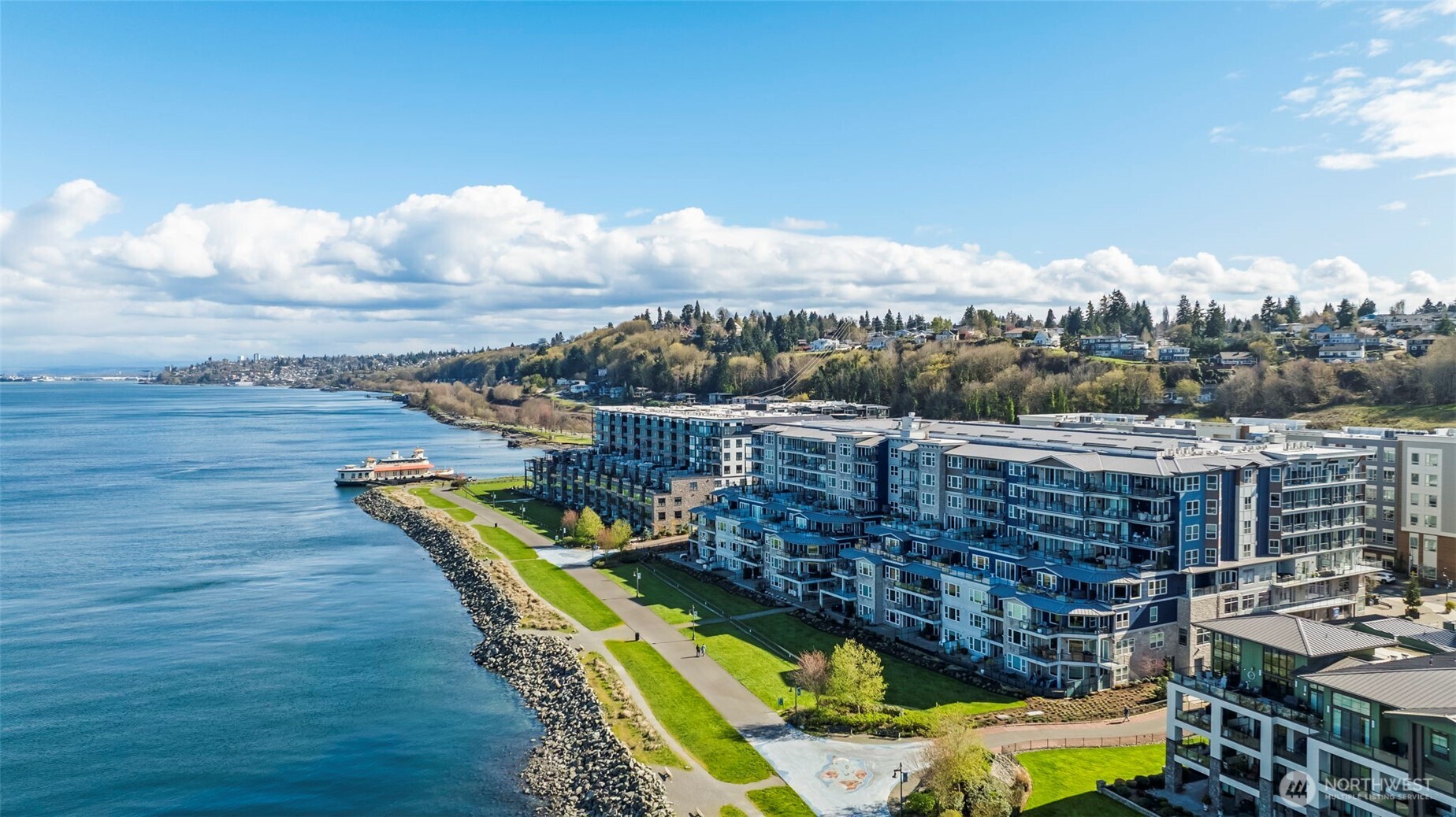 4961 Main Street Unit: 811