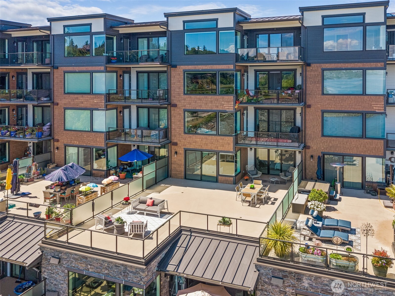 4907 Main Street Unit: 513